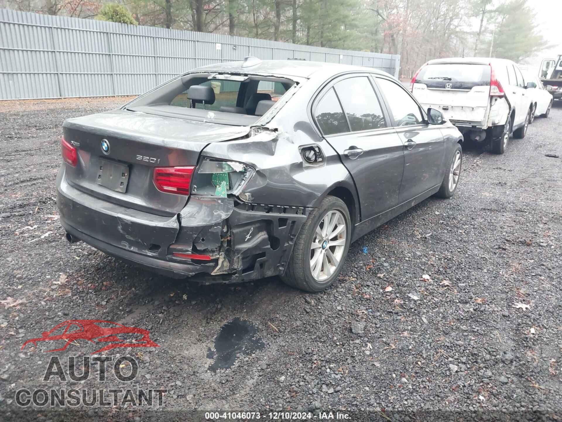 BMW 320I 2016 - WBA8E5G53GNU20378