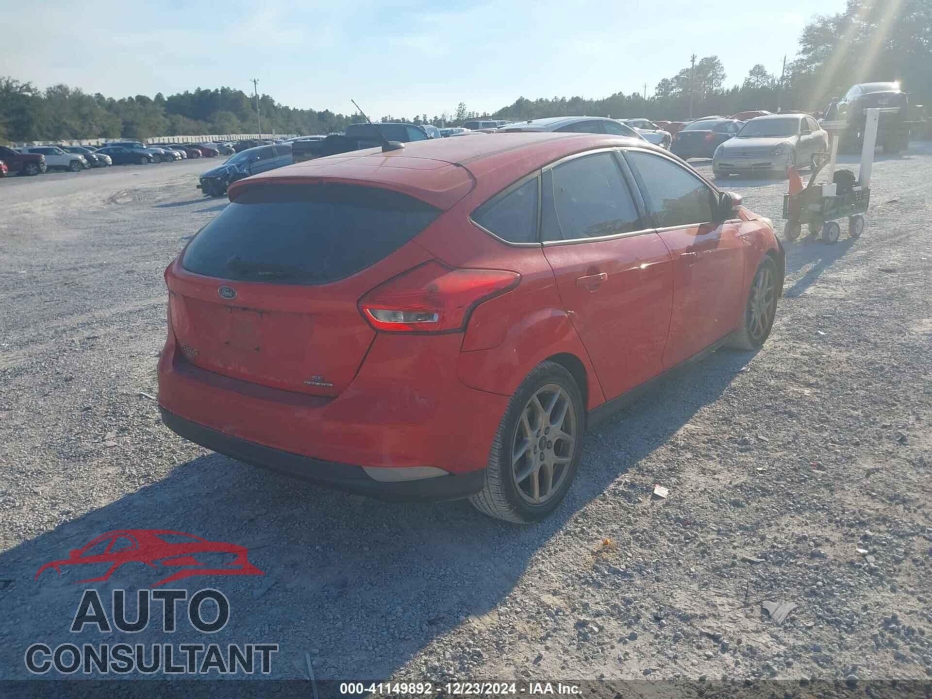 FORD FOCUS 2015 - 1FADP3K2XFL214147