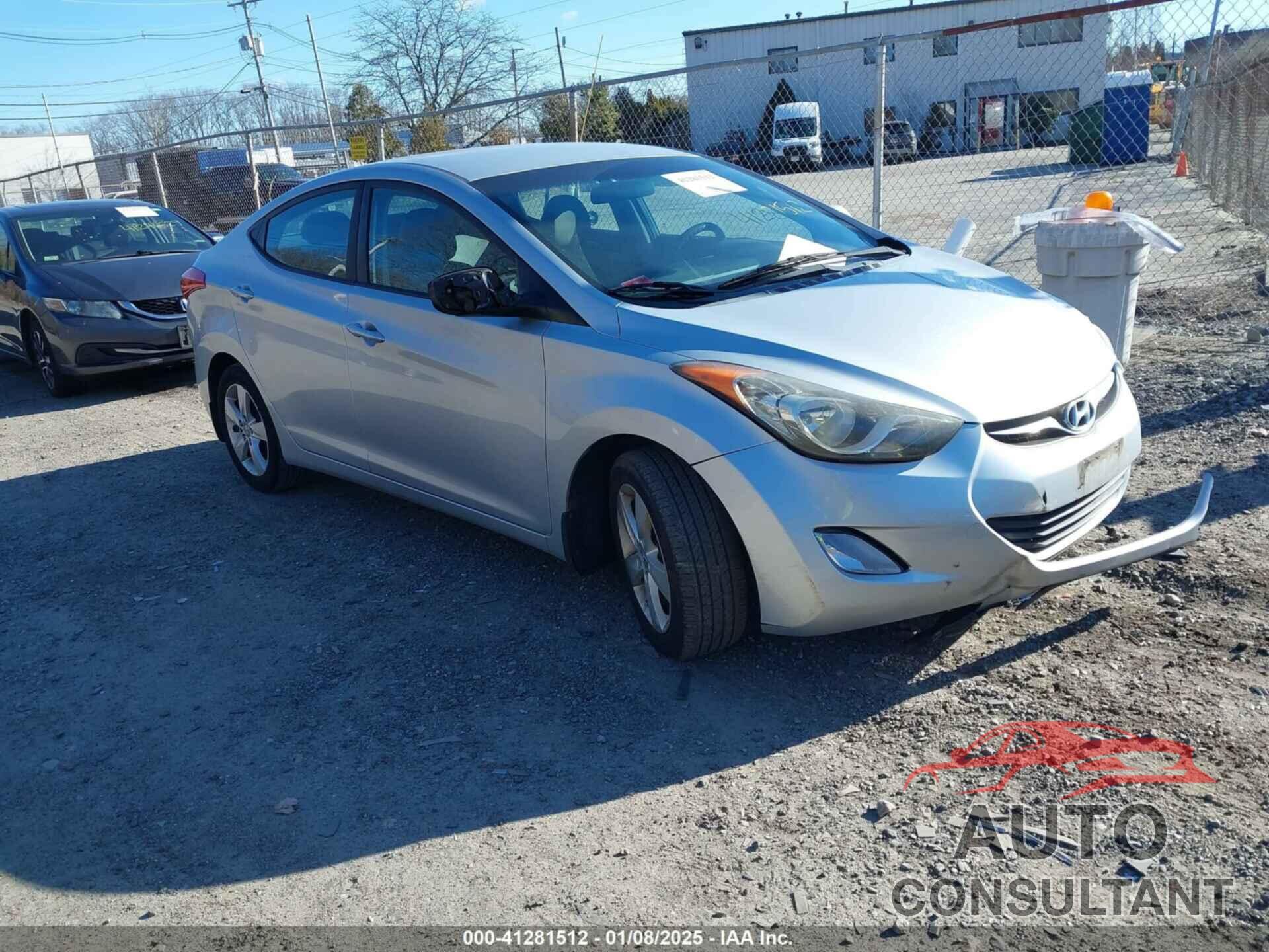 HYUNDAI ELANTRA 2013 - 5NPDH4AE8DH154458