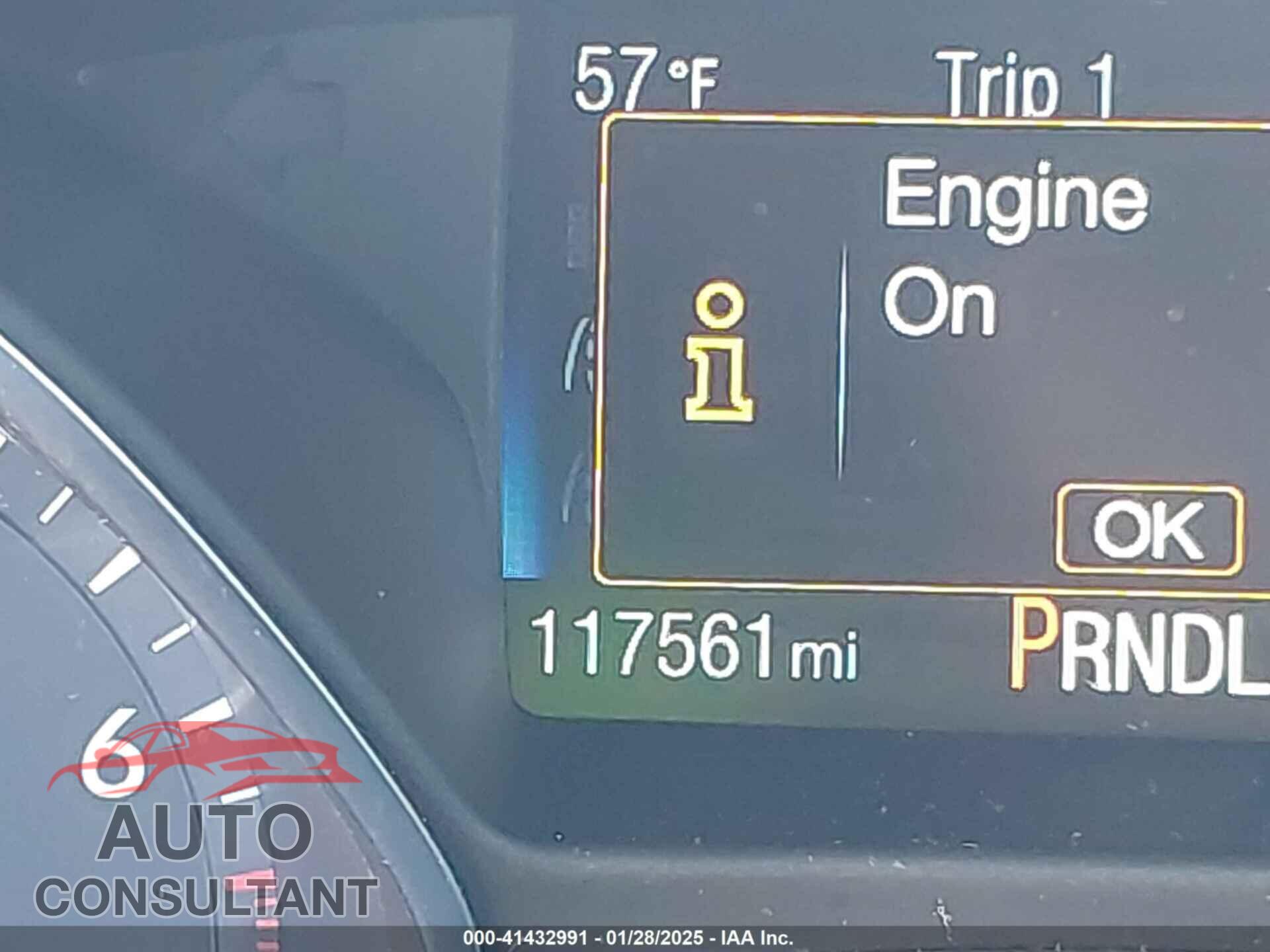 FORD FOCUS 2018 - 1FADP3K25JL281618