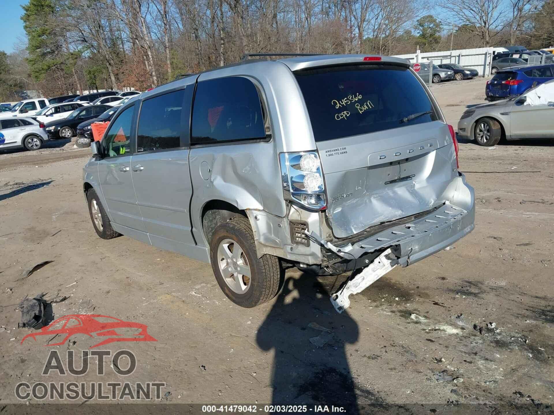 DODGE GRAND CARAVAN 2011 - 2D4RN3DG1BR640005