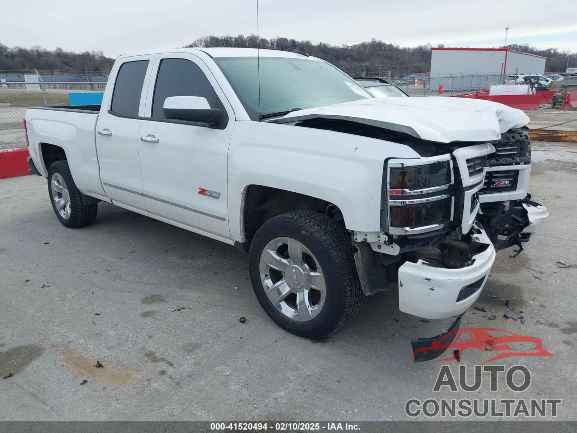 CHEVROLET SILVERADO 1500 2015 - 1GCVKREC7FZ421032