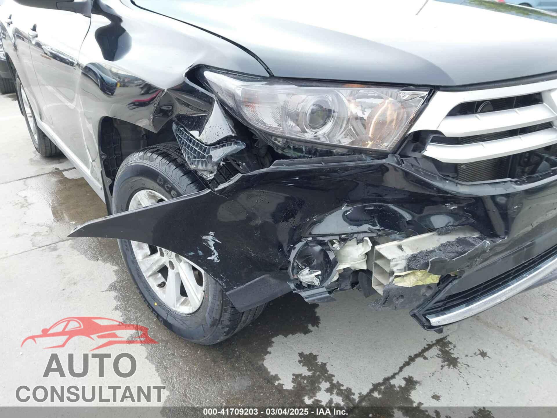 TOYOTA HIGHLANDER 2012 - 5TDBK3EH7CS136985