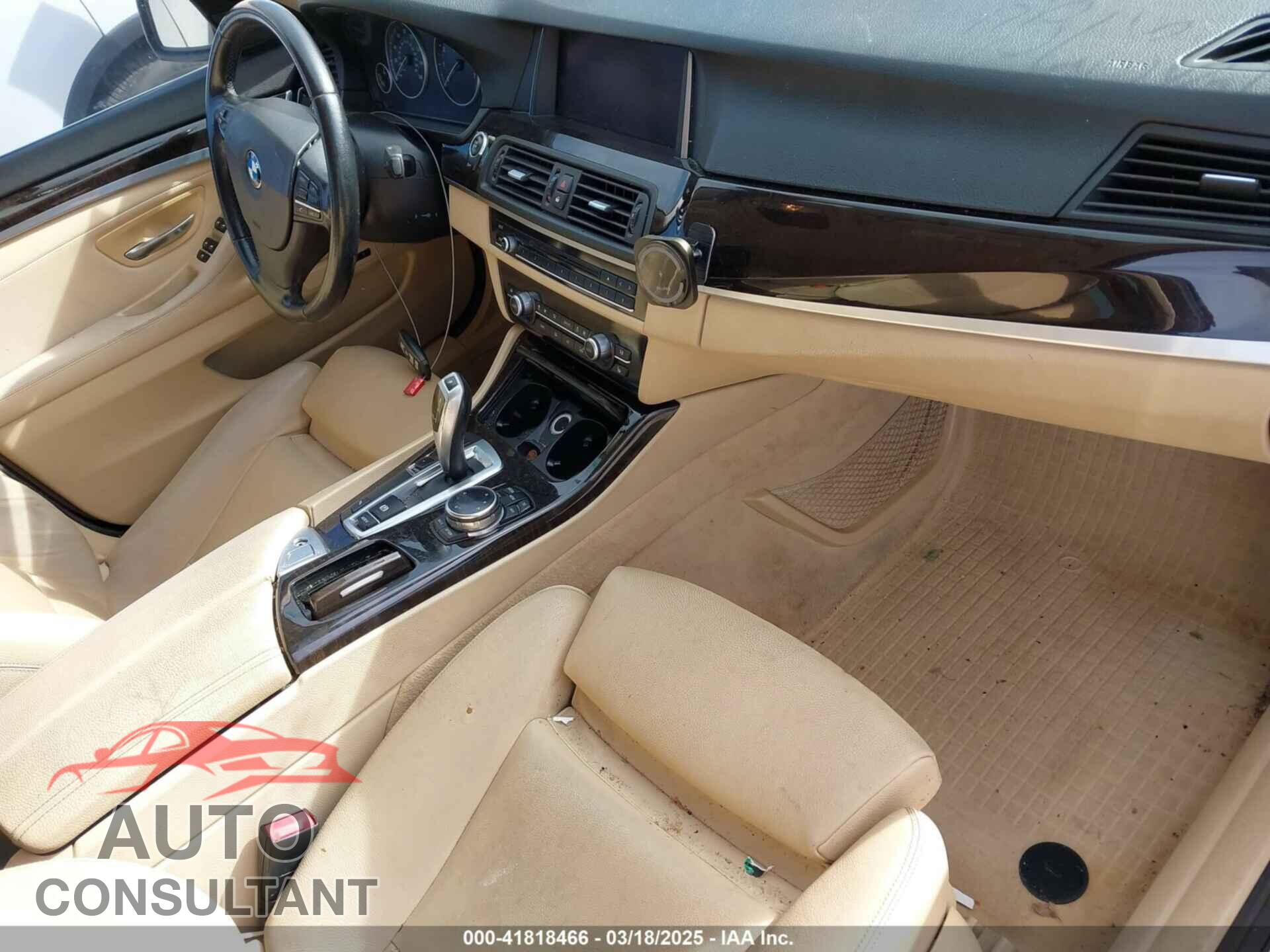 BMW 528I 2014 - WBA5A5C53ED509116