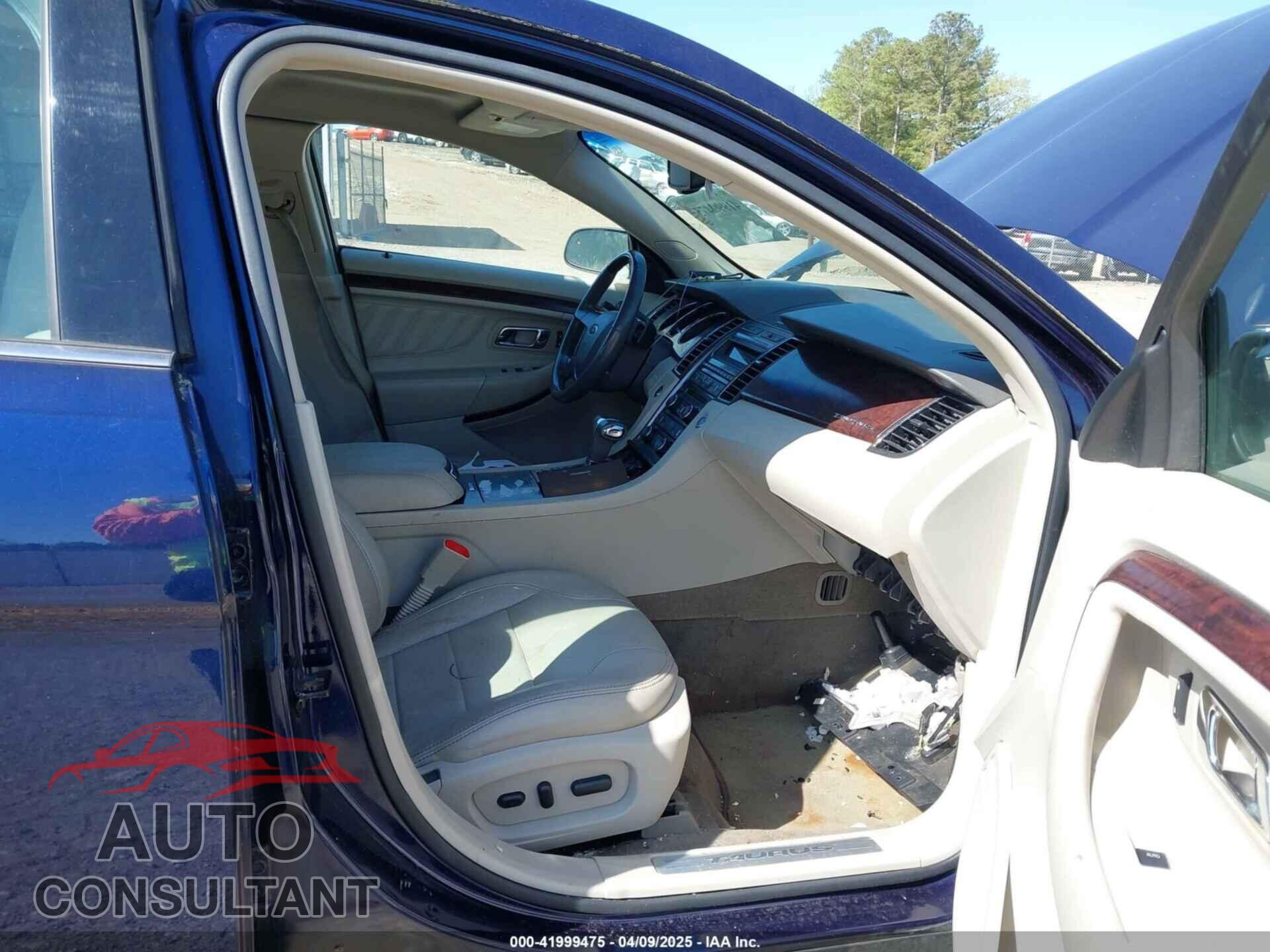 FORD TAURUS 2011 - 1FAHP2FW3BG147094