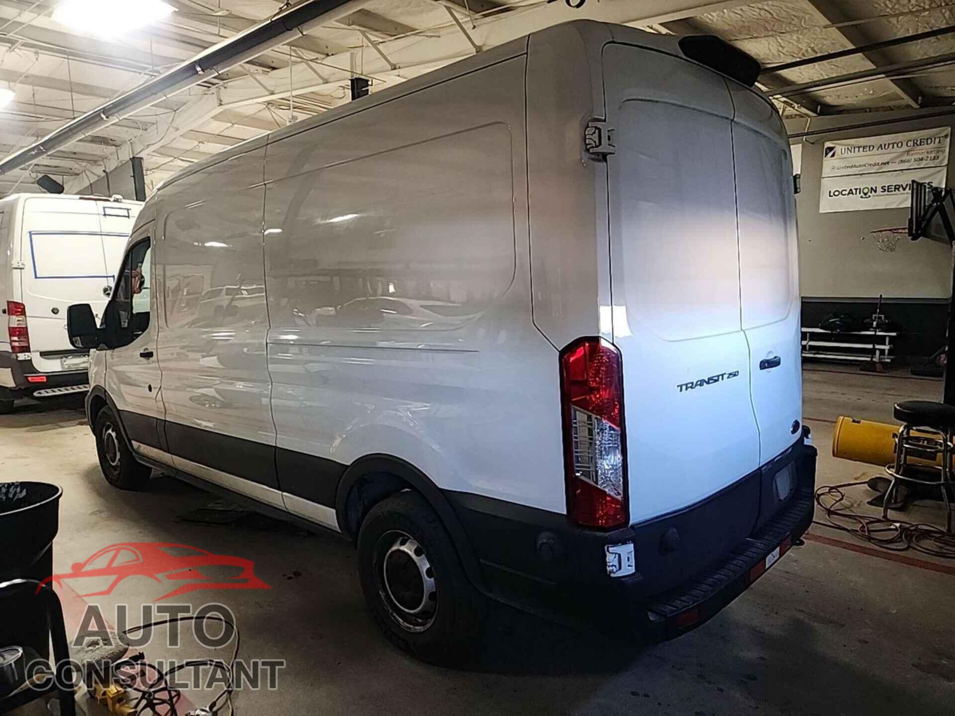 FORD TRANSIT 2020 - 1FTBR1C84LKA35011