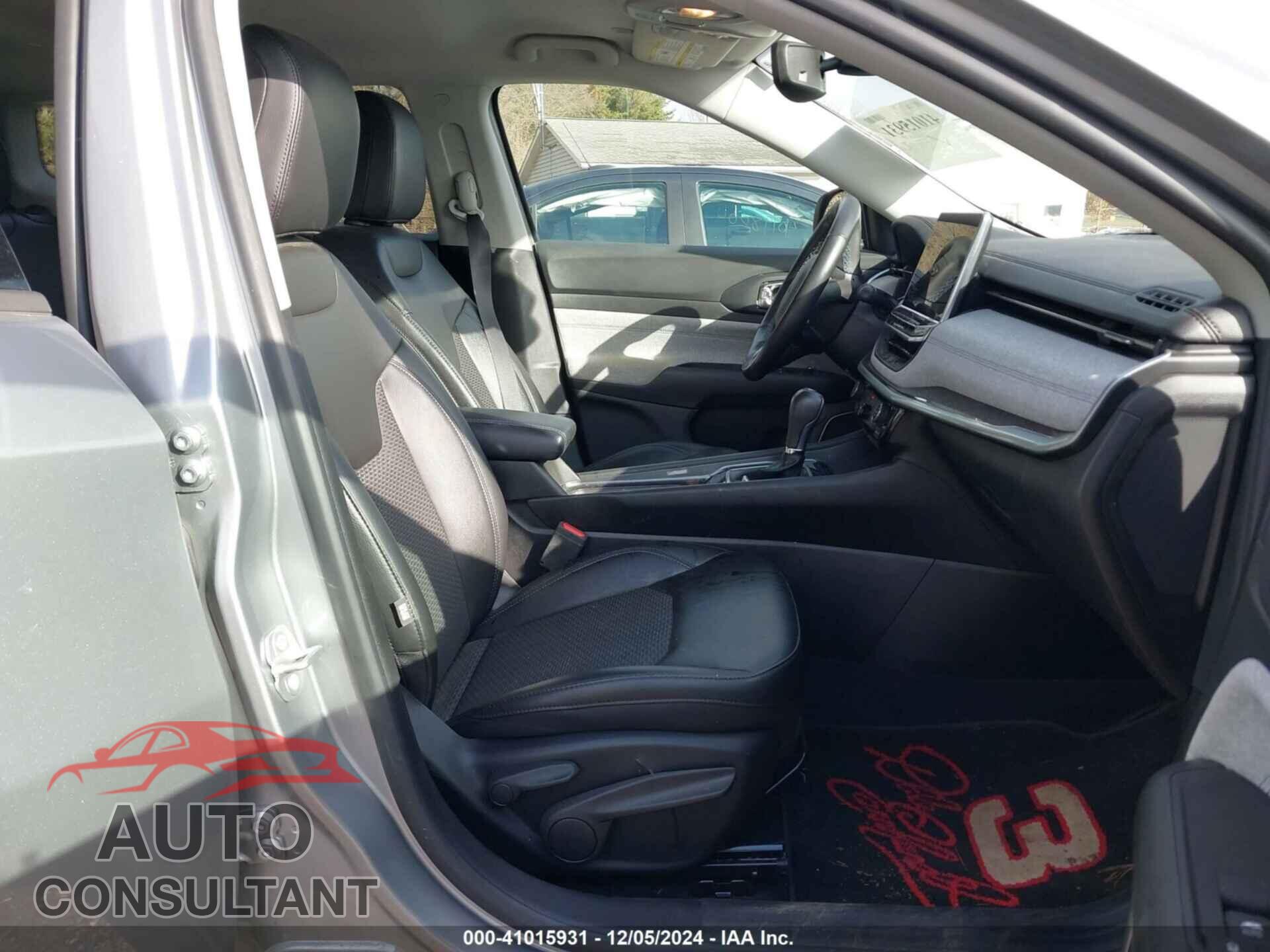 JEEP COMPASS 2022 - 3C4NJDBB7NT203406