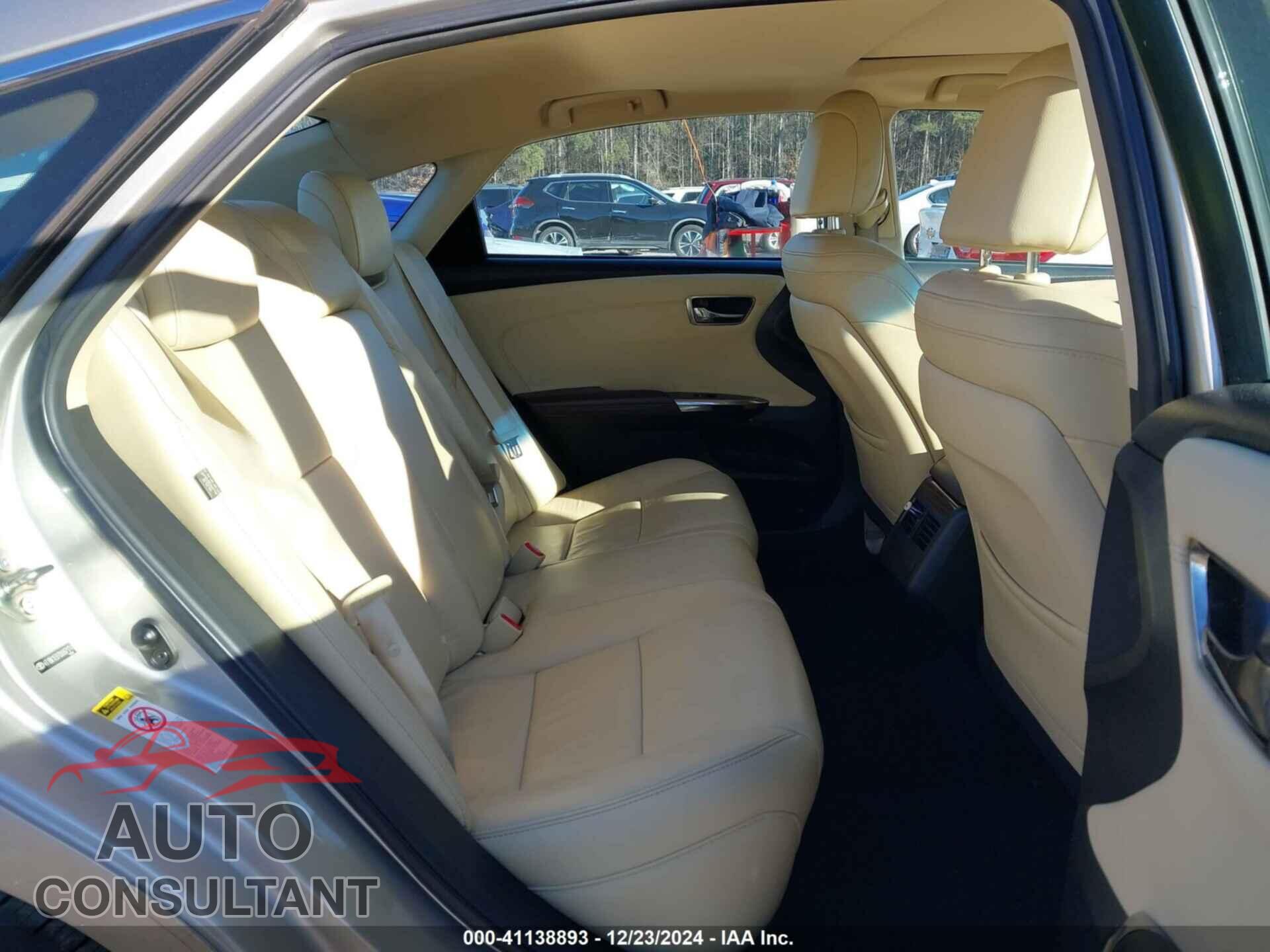 TOYOTA AVALON 2013 - 4T1BK1EB7DU067174