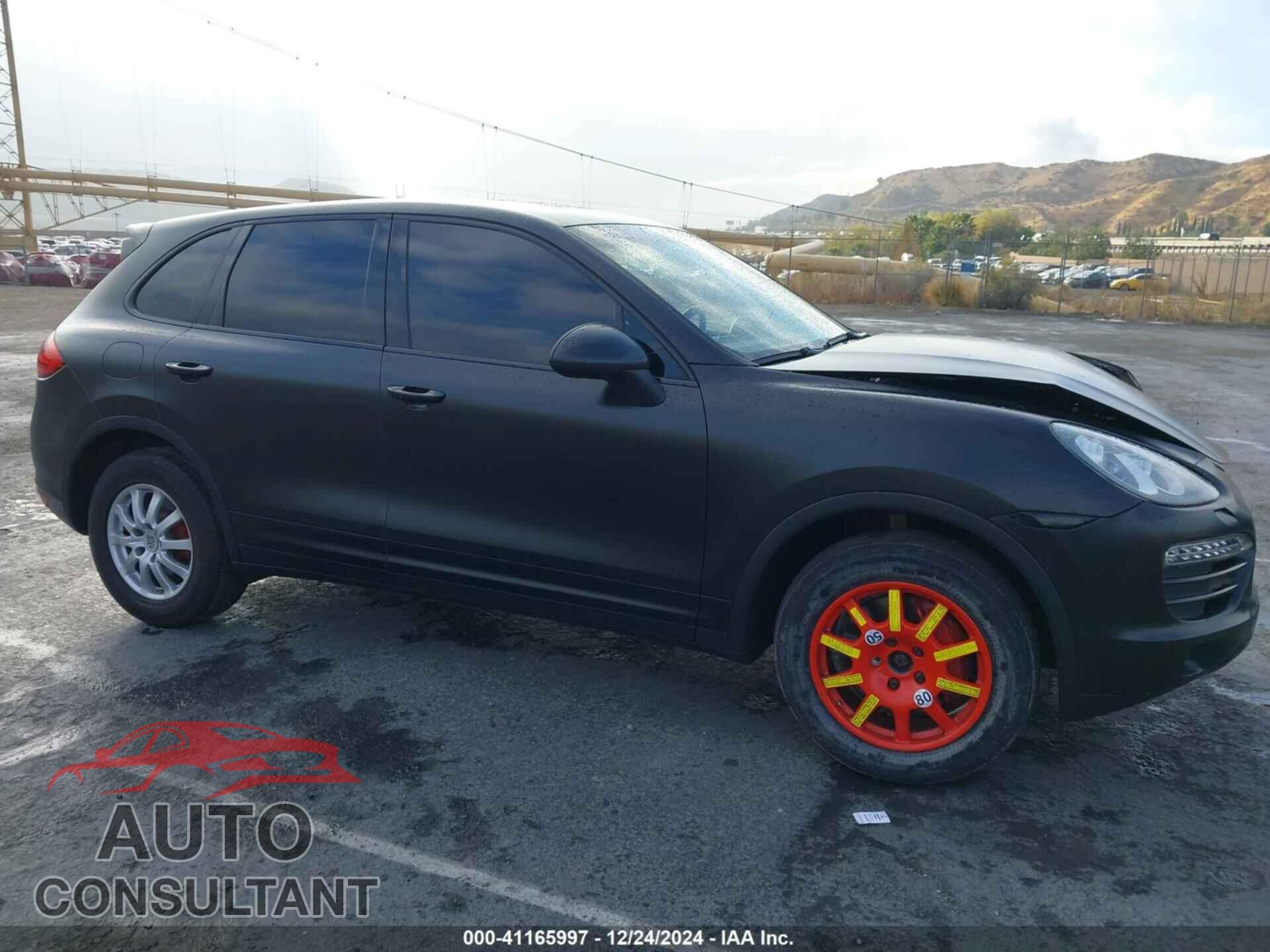 PORSCHE CAYENNE 2012 - WP1AA2A2XCLA02420