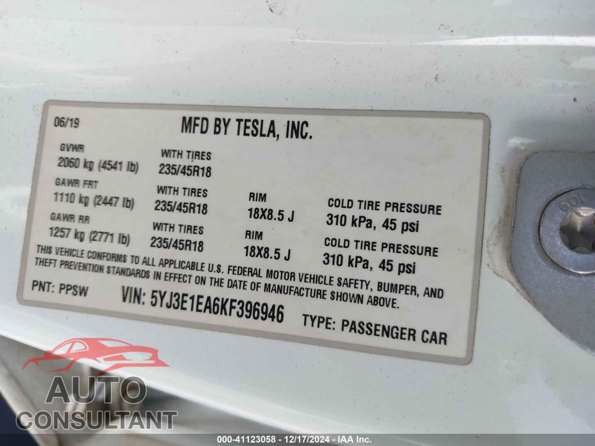 TESLA MODEL 3 2019 - 5YJ3E1EA6KF396946
