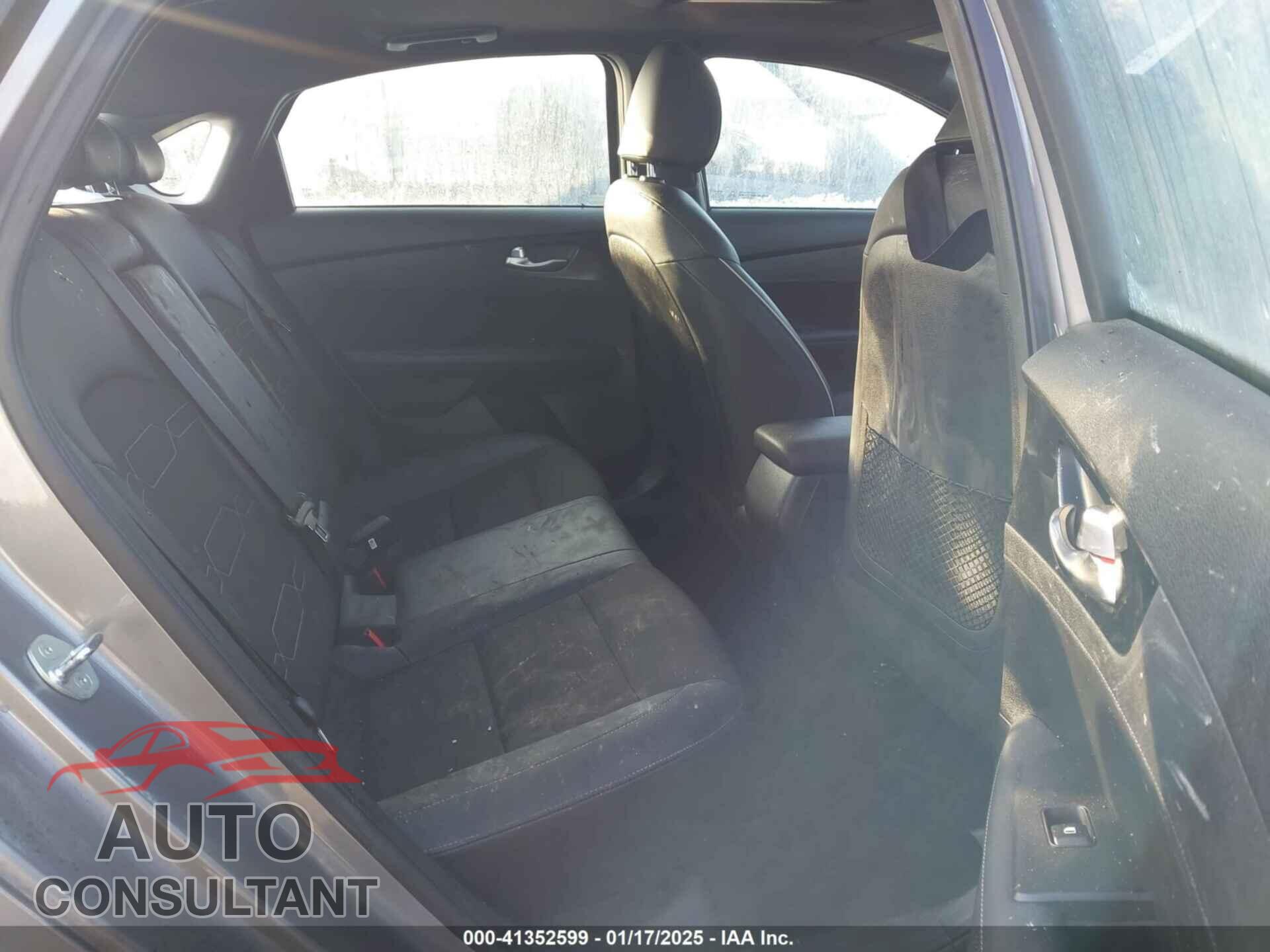 KIA FORTE 2023 - 3KPF54AD8PE636378