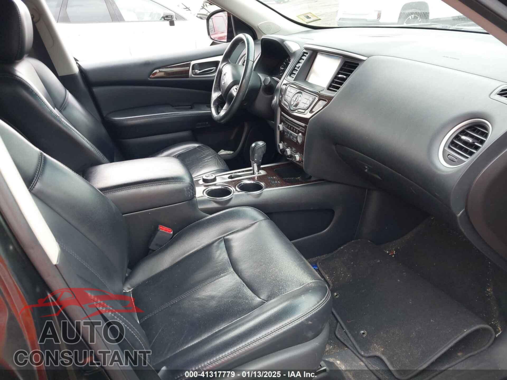 NISSAN PATHFINDER 2015 - 5N1AR2MM5FC630120