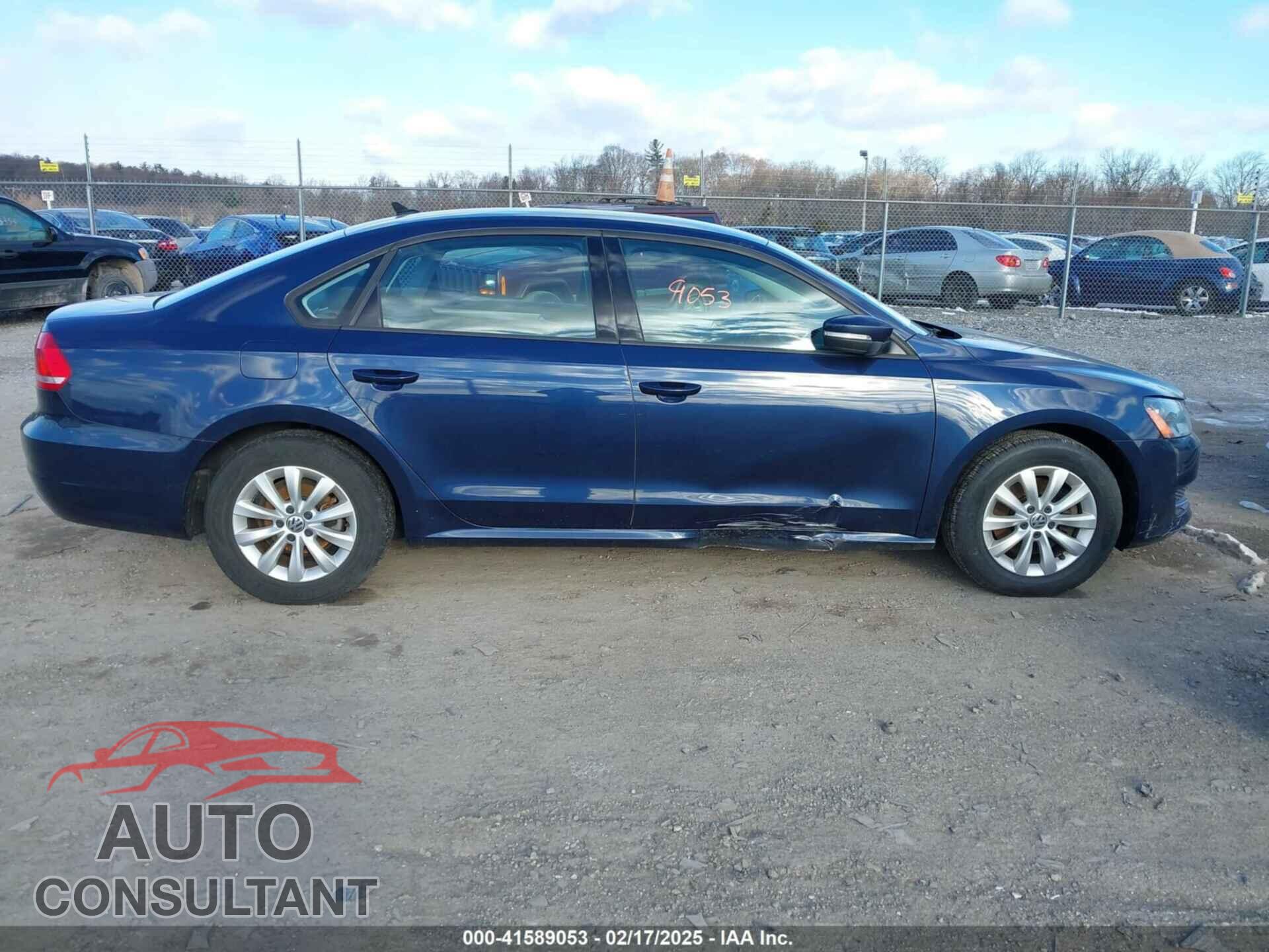 VOLKSWAGEN PASSAT 2015 - 1VWAT7A32FC044163