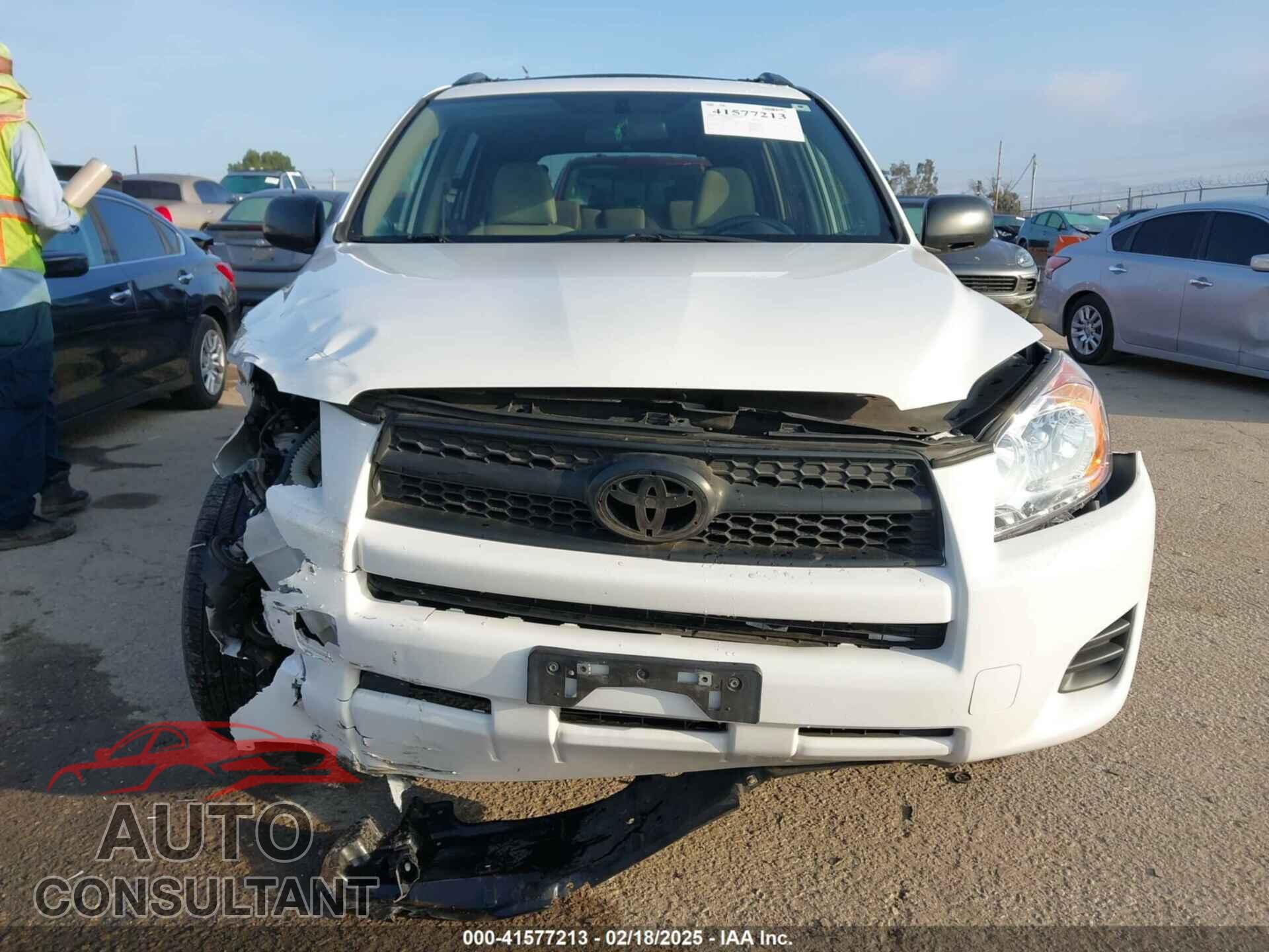 TOYOTA RAV4 2010 - JTMZF4DV2AD028251