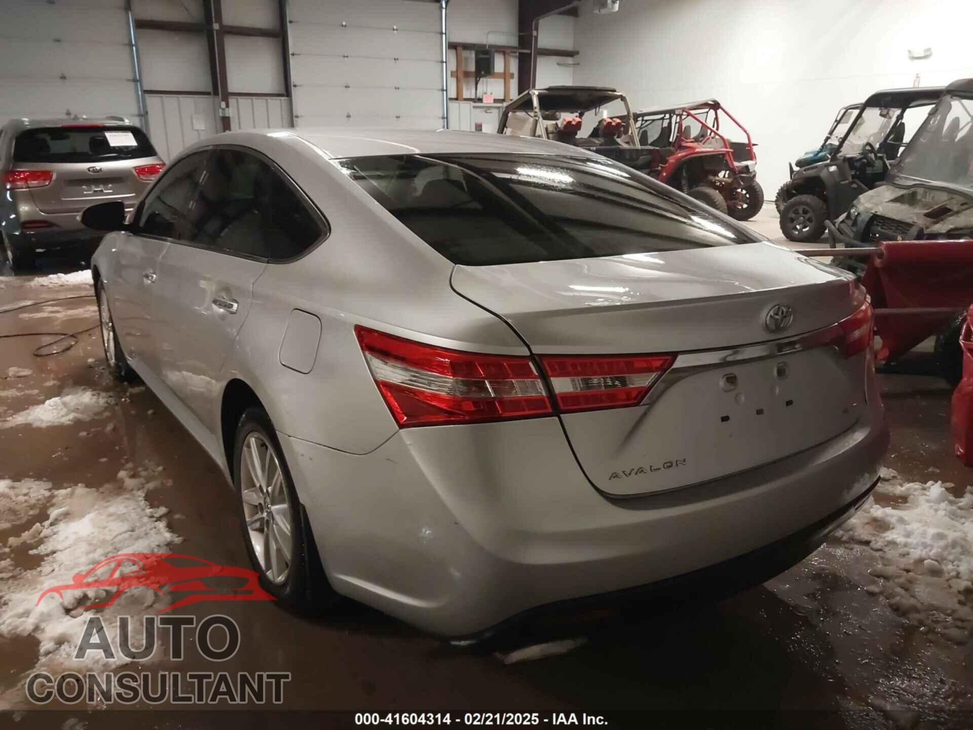 TOYOTA AVALON 2013 - 4T1BK1EB5DU028471