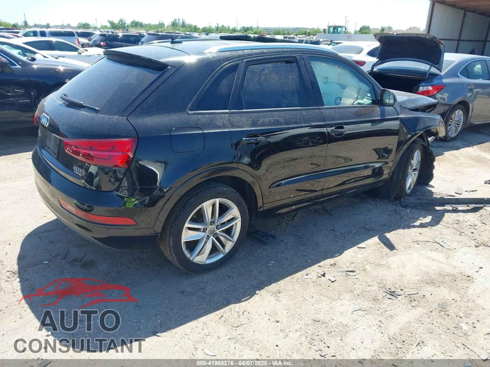 AUDI Q3 2017 - WA1ECCFS9HR008929