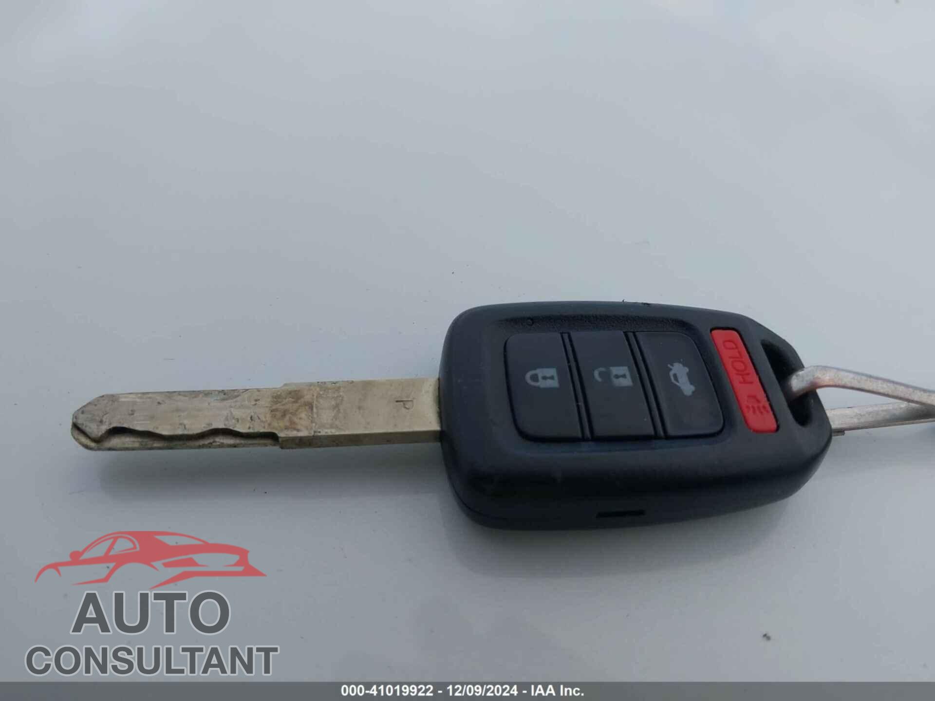 HONDA CIVIC 2019 - 2HGFC2F66KH543183