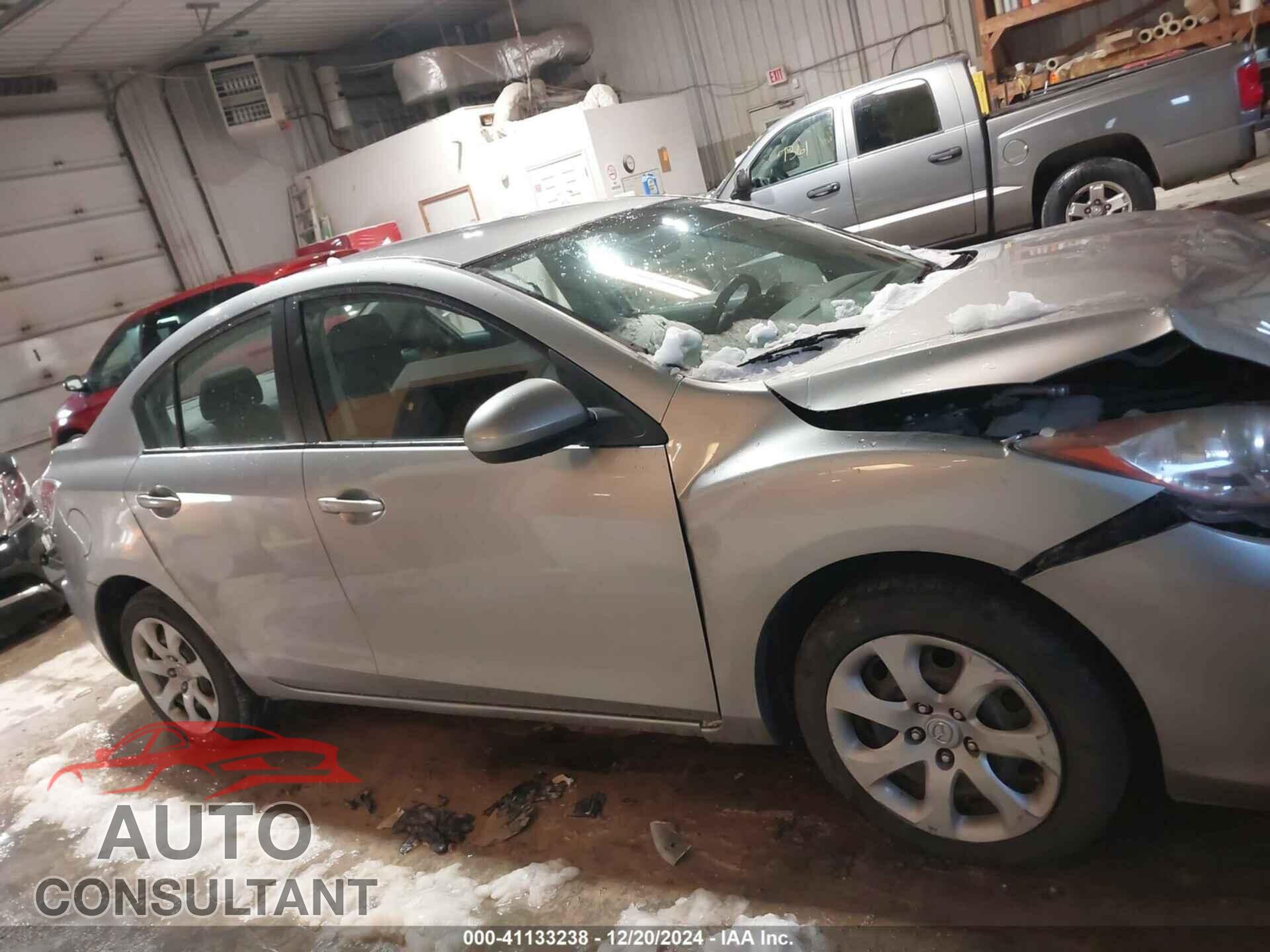 MAZDA MAZDA3 2013 - JM1BL1U76D1746207