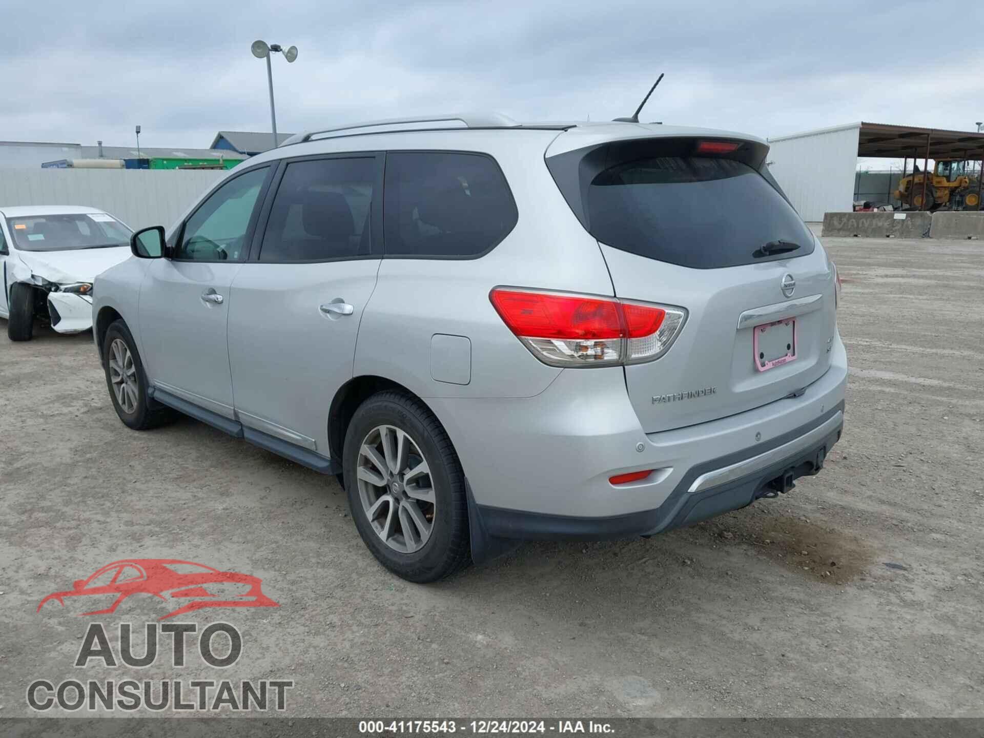 NISSAN PATHFINDER 2013 - 5N1AR2MM5DC612827