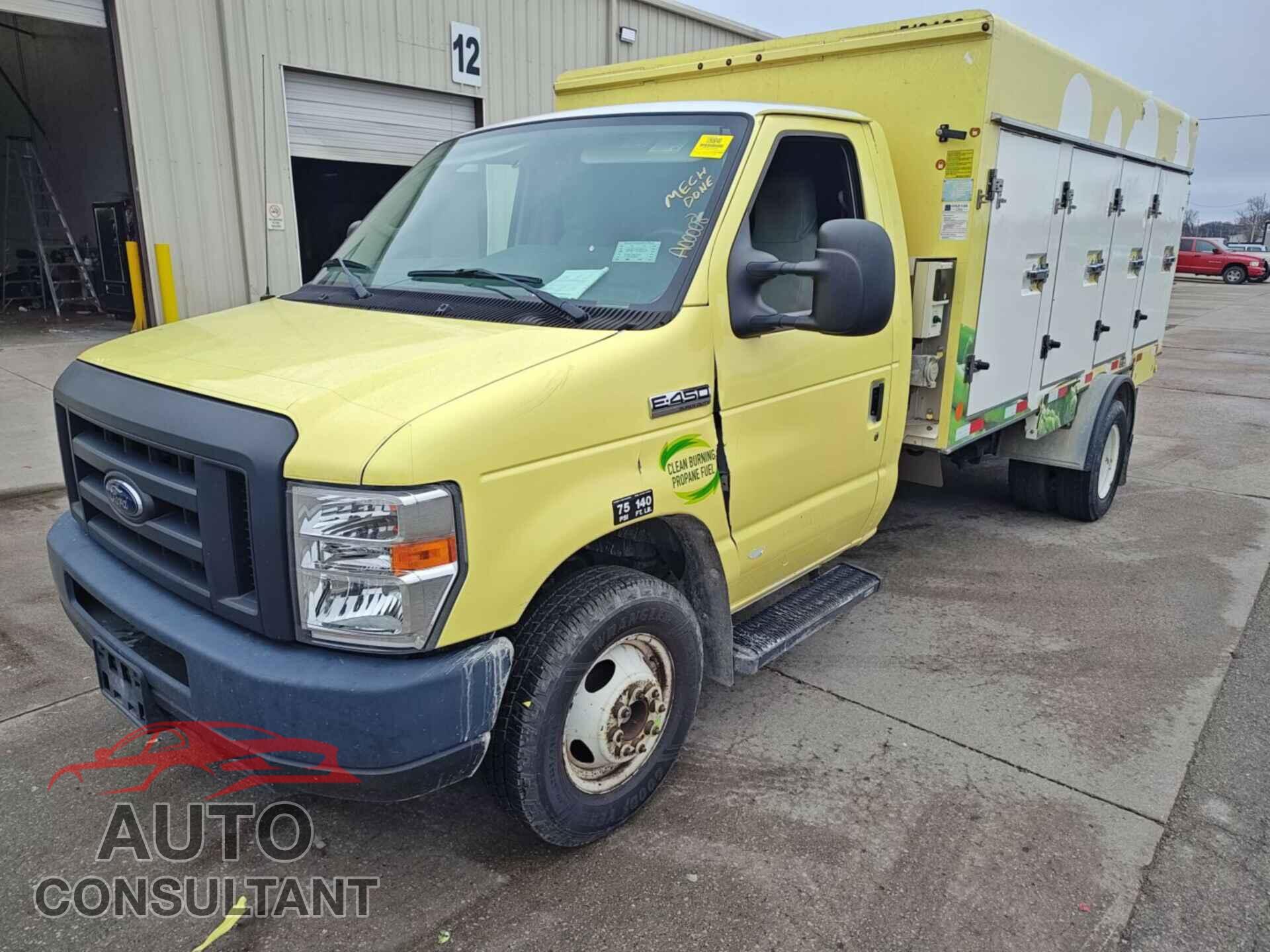 FORD ECONOLINE 2018 - 1FDXE4FS7JDC18989