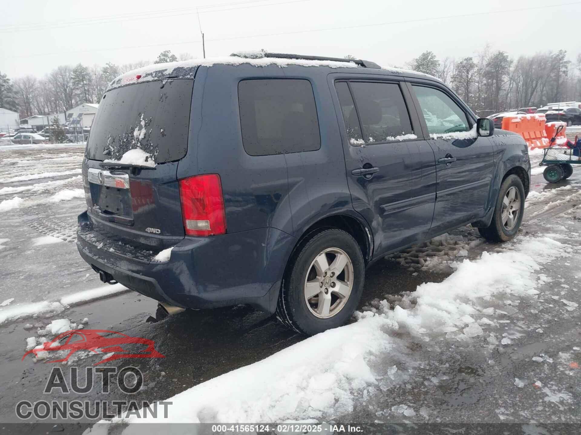 HONDA PILOT 2011 - 5FNYF4H52BB042523