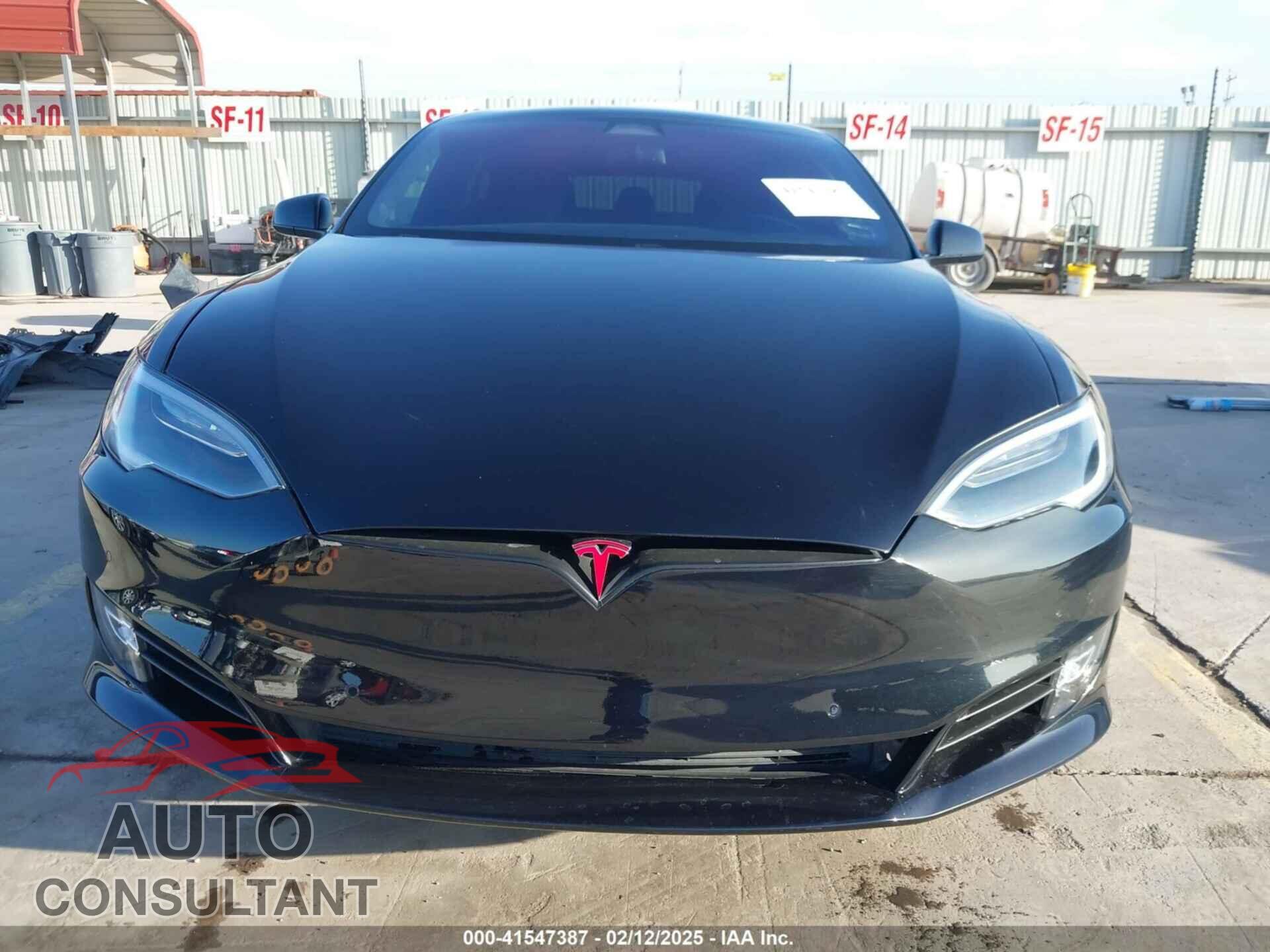 TESLA MODEL S 2018 - 5YJSA1E2XJF257739