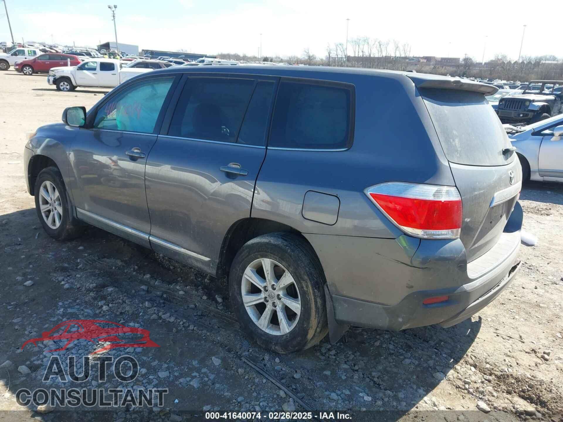TOYOTA HIGHLANDER 2012 - 5TDBK3EH3CS123666