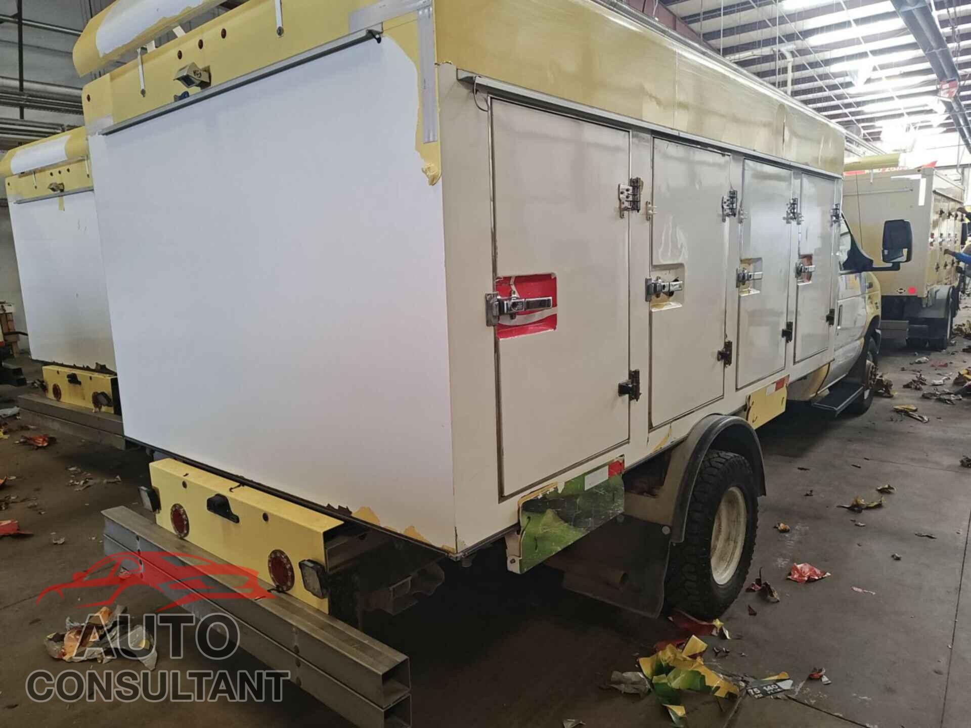 FORD ECONOLINE 2019 - 1FDXE4FS5KDC19334
