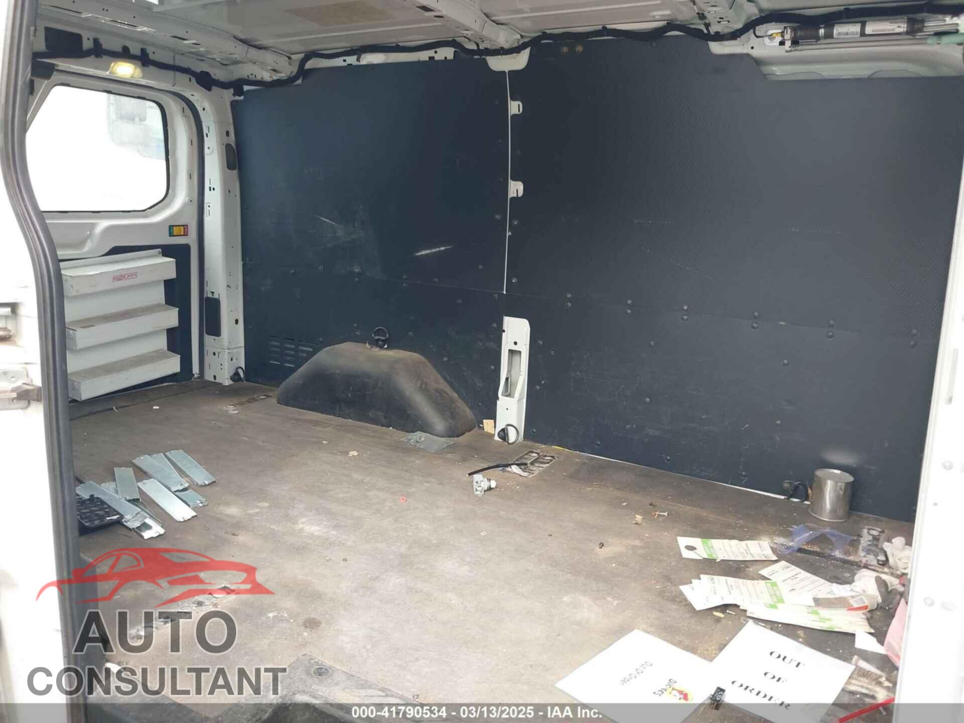 FORD TRANSIT-150 2017 - 1FTYE1YM7HKA82276