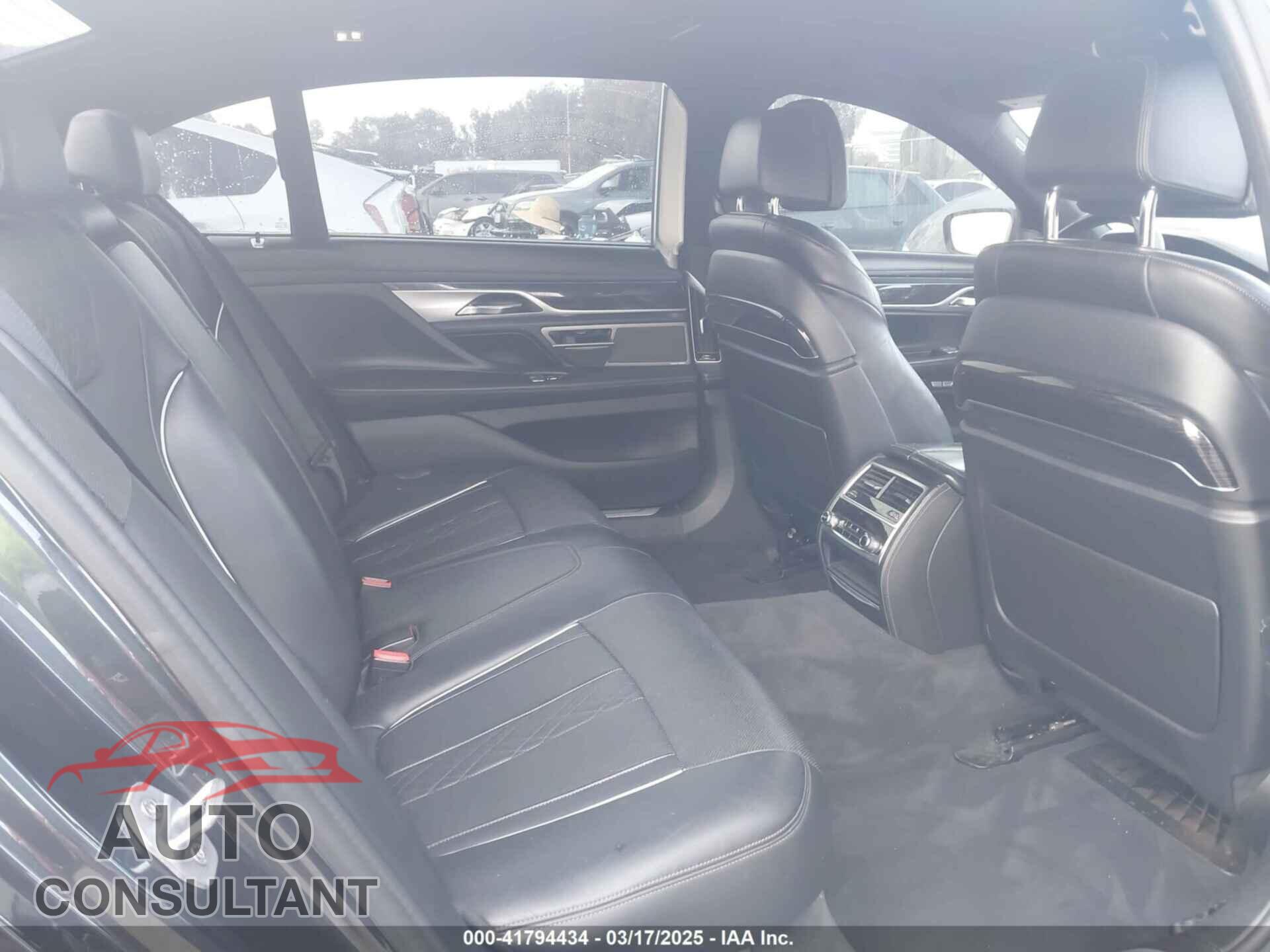 BMW 740I 2016 - WBA7E2C51GG547537