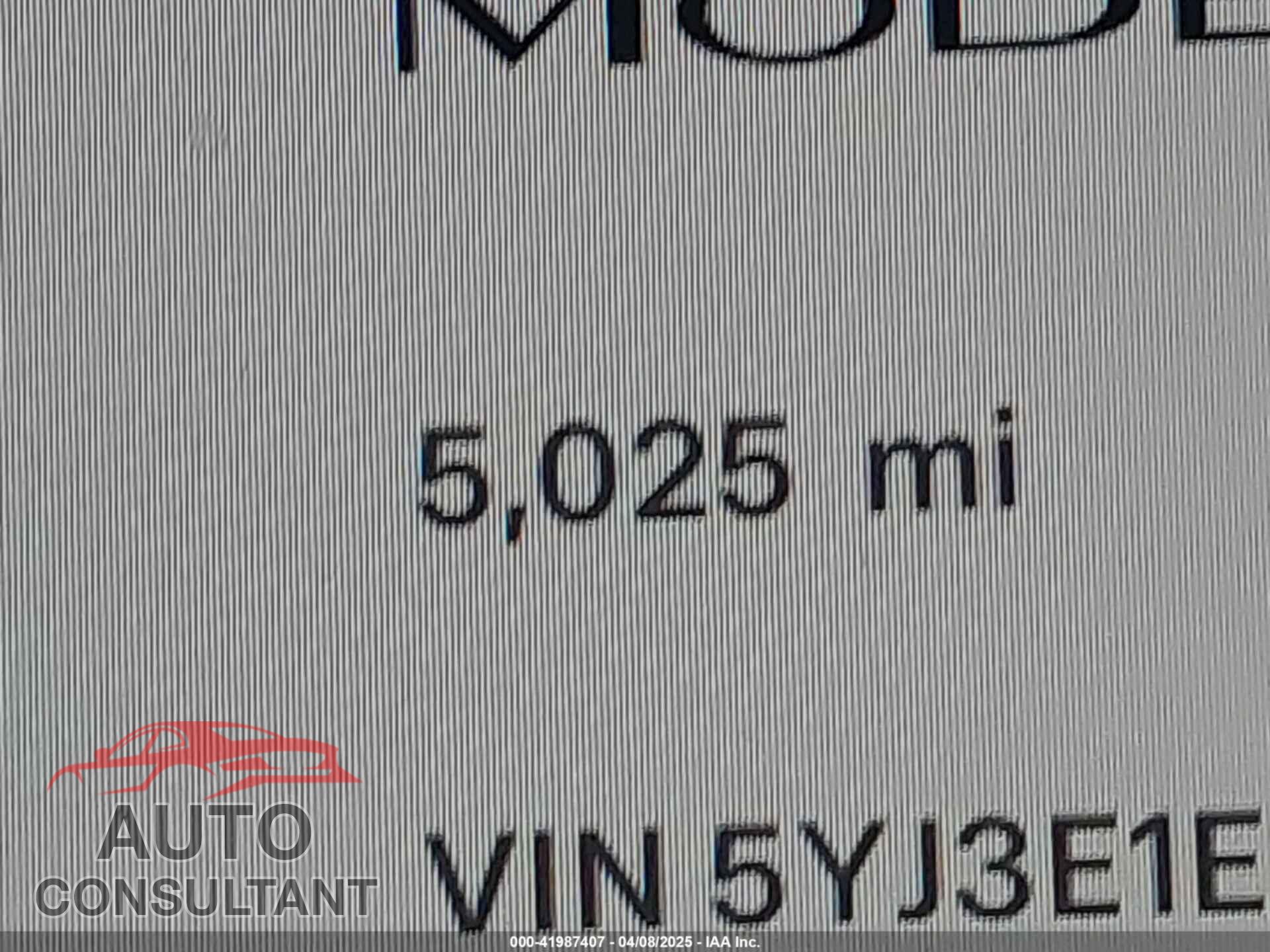 TESLA MODEL 3 2024 - 5YJ3E1EA6RF731312