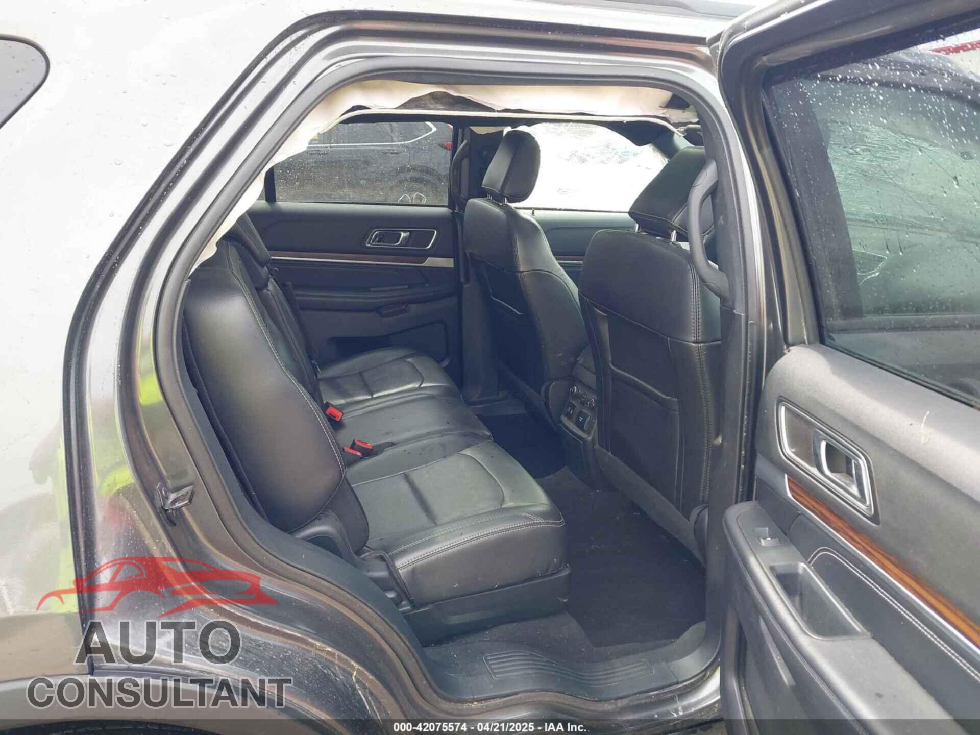 FORD EXPLORER 2018 - 1FM5K8F88JGC24861