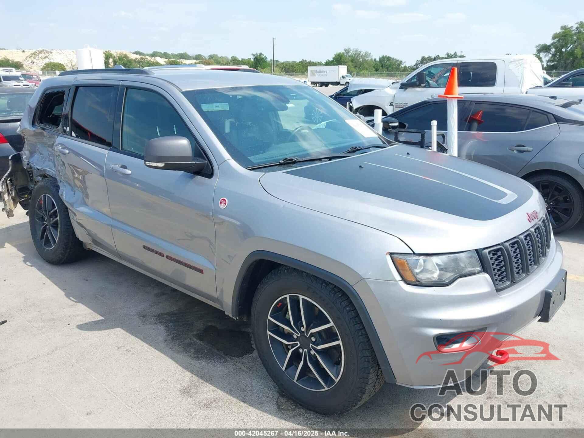 JEEP GRAND CHEROKEE 2019 - 1C4RJFLG3KC771909