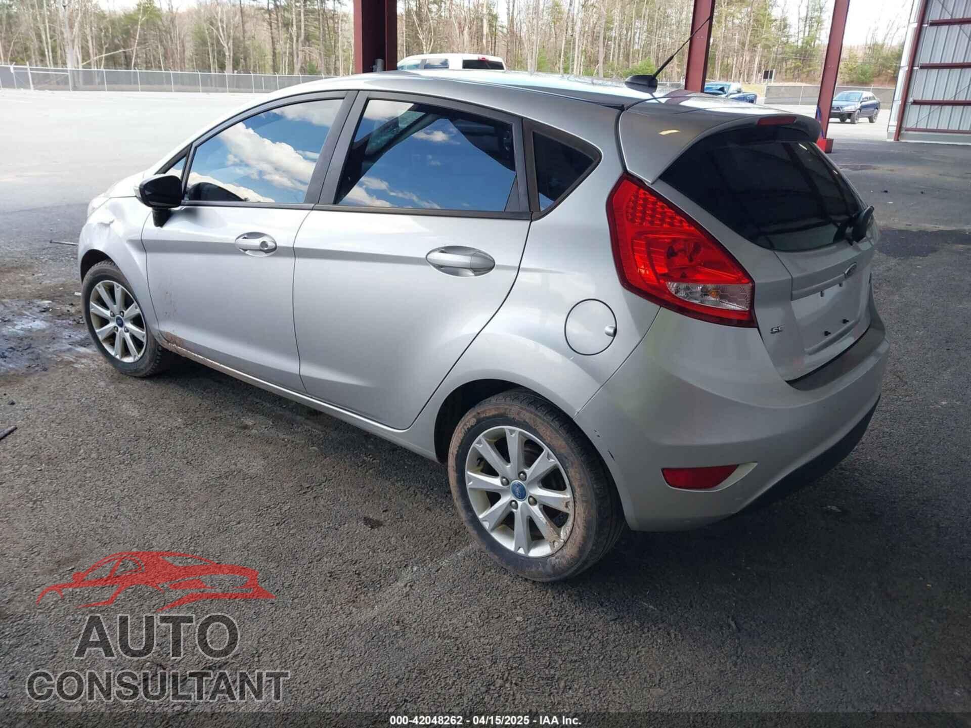 FORD FIESTA 2013 - 3FADP4EJ2DM173842