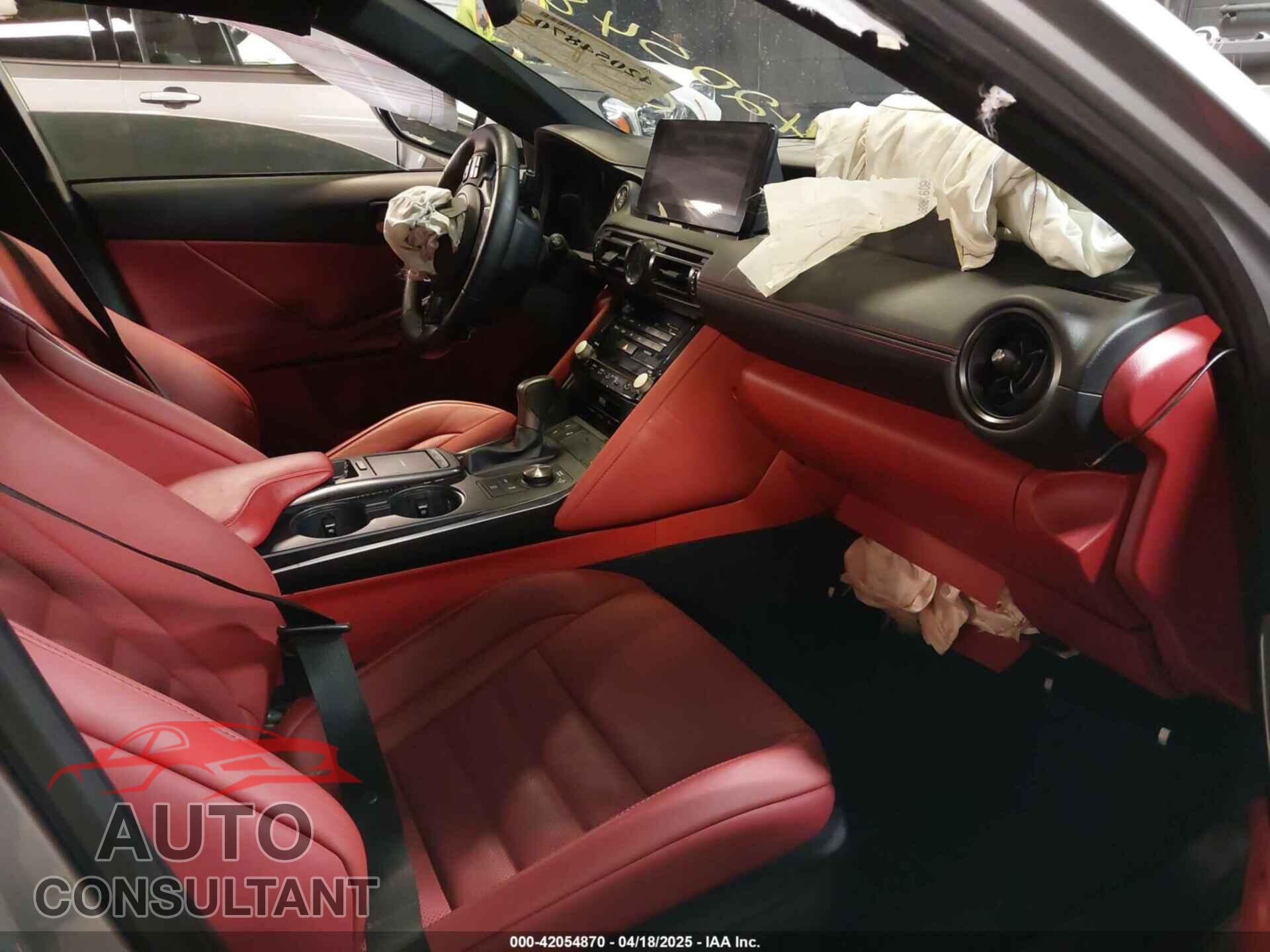 LEXUS IS 500 2023 - JTHAP1D25P5002890