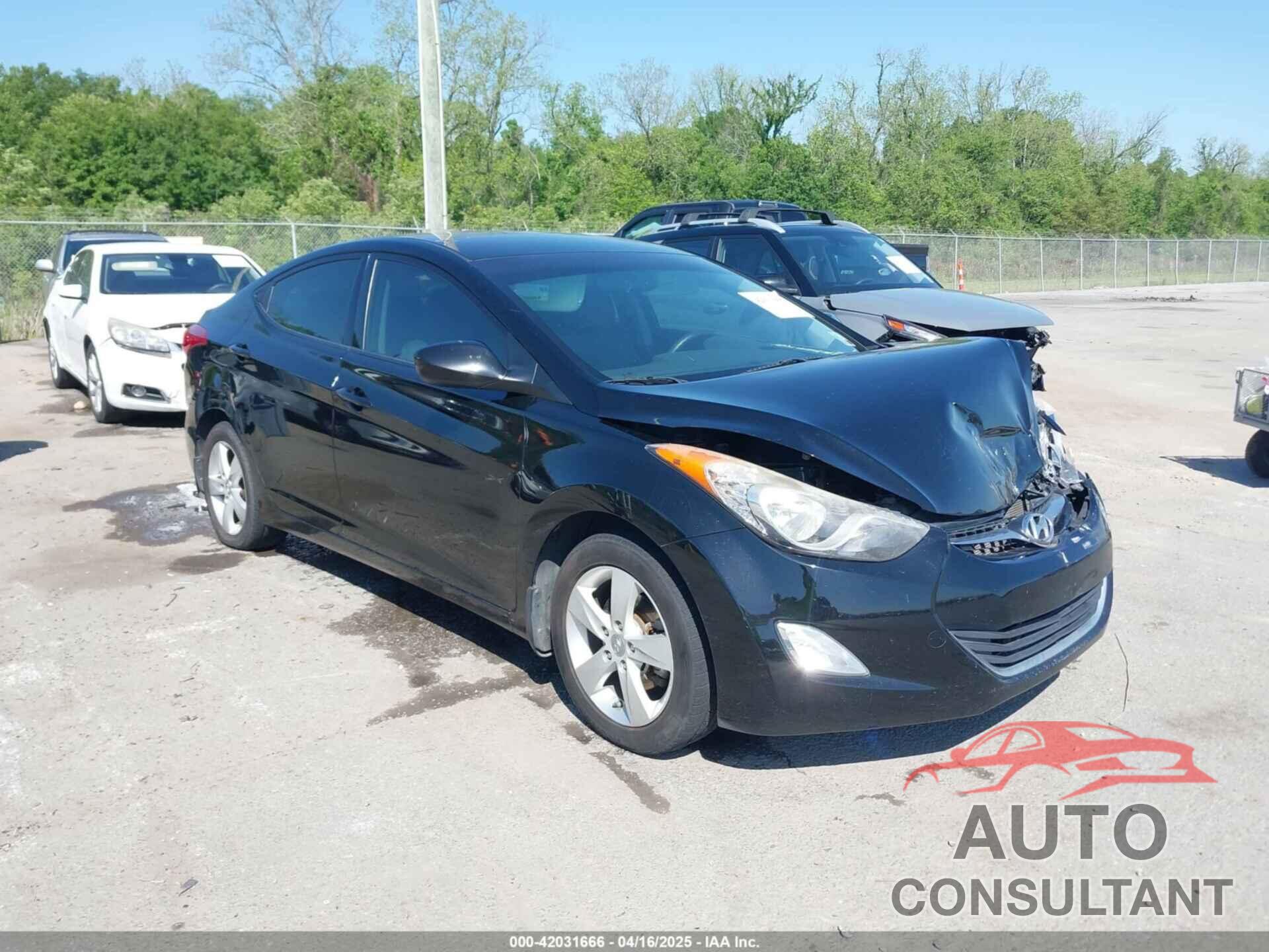 HYUNDAI ELANTRA 2013 - KMHDH4AE9DU664514