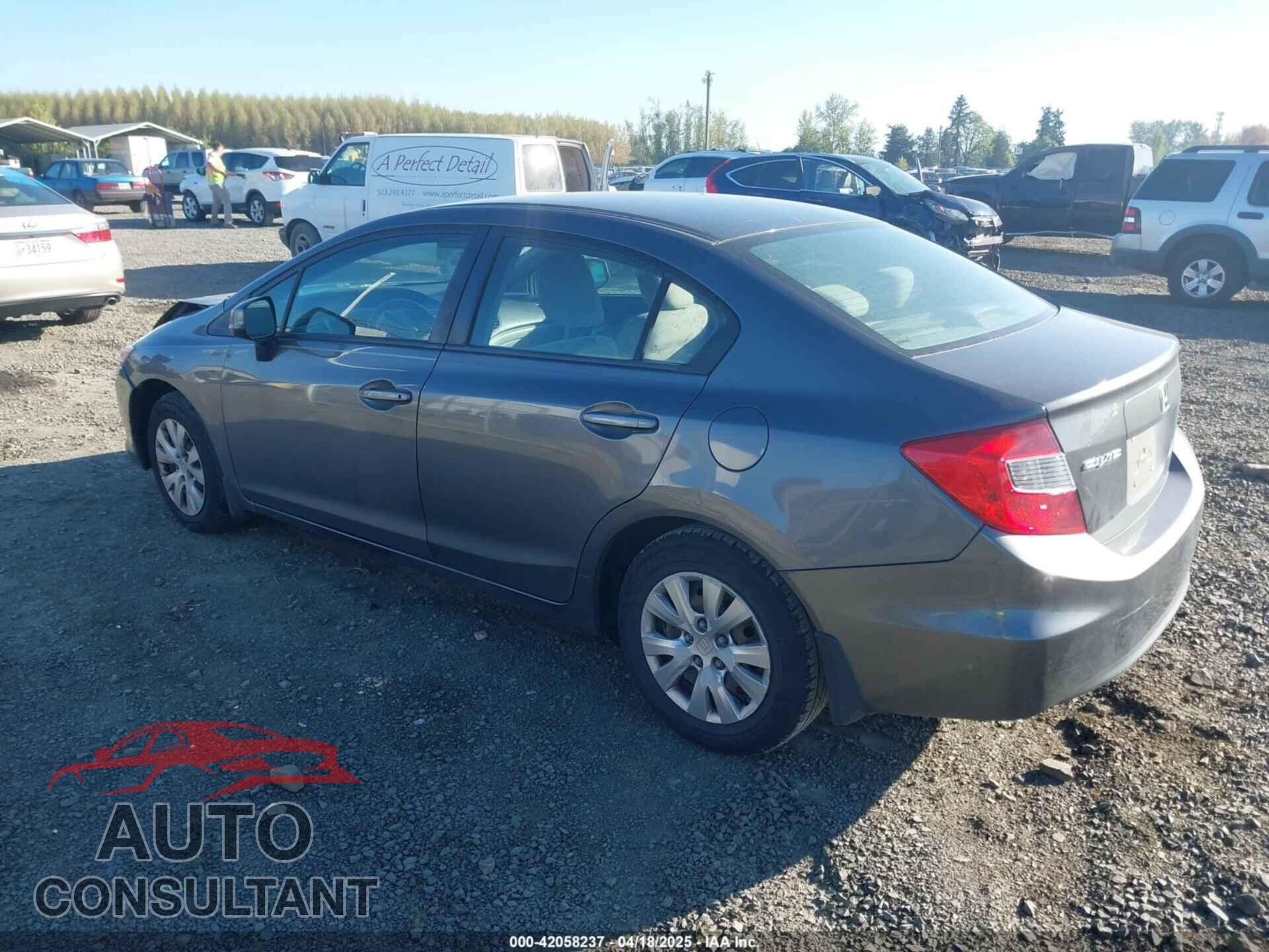 HONDA CIVIC 2012 - 2HGFB2F55CH522059