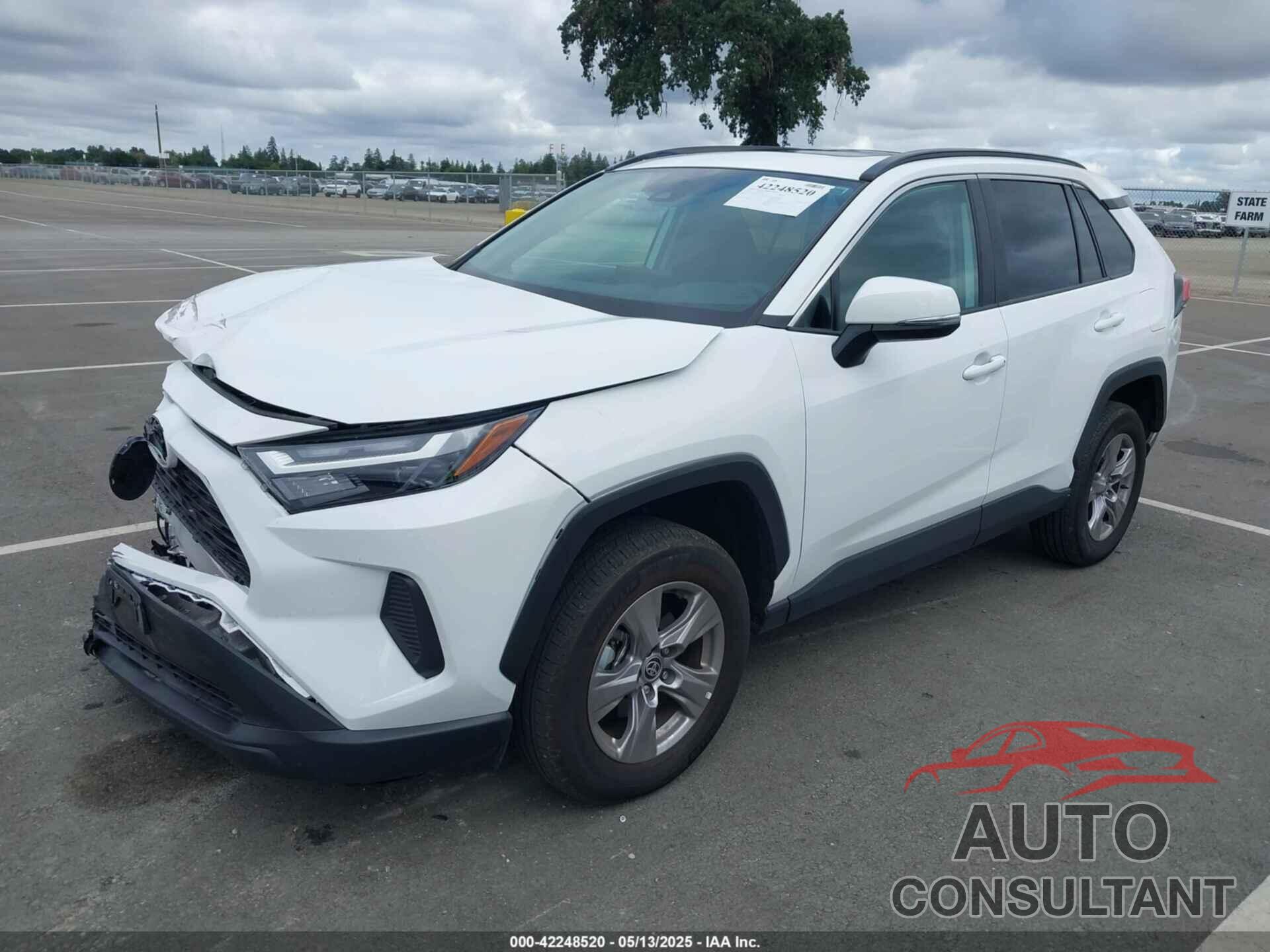 TOYOTA RAV4 2022 - 2T3P1RFV6NW315780