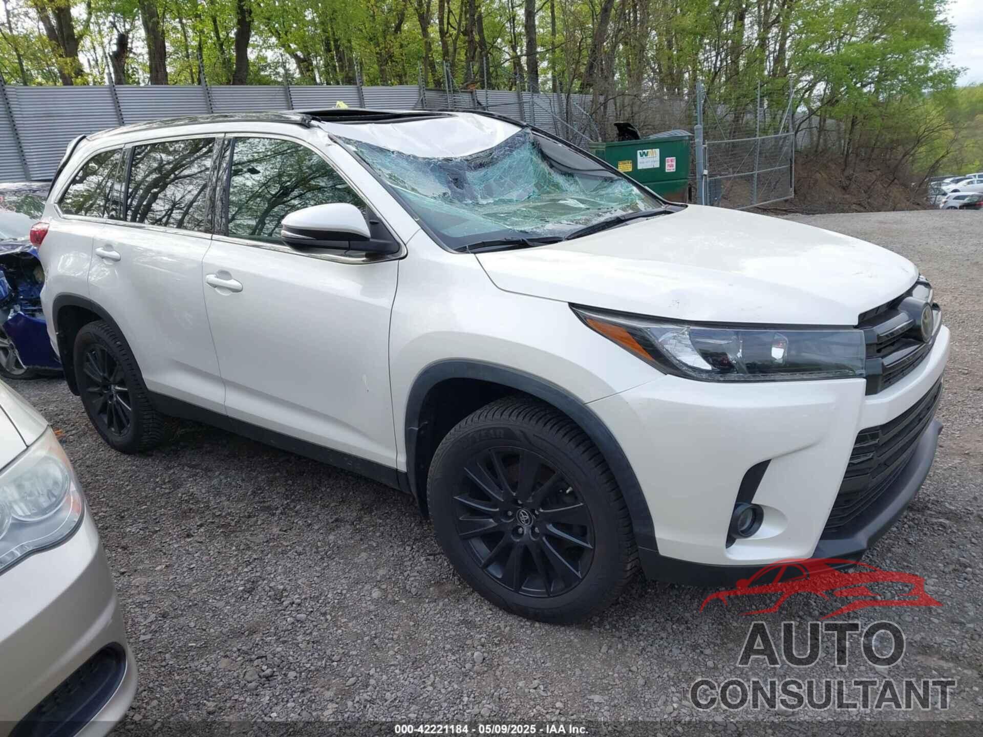 TOYOTA HIGHLANDER 2019 - 5TDJZRFH5KS616112