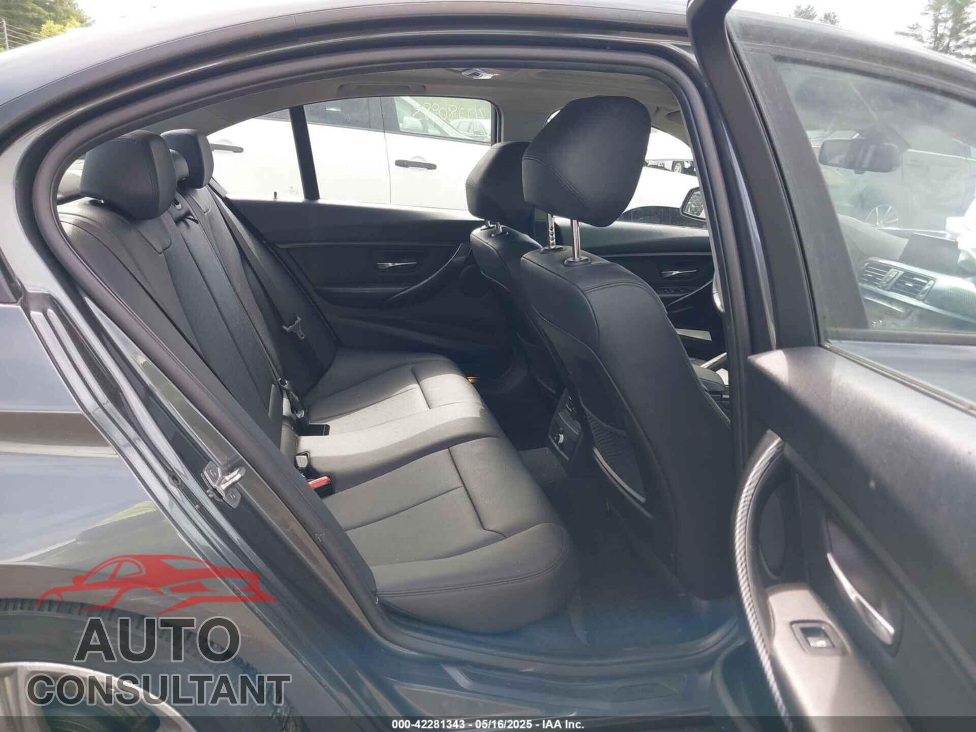 BMW 328I 2015 - WBA3B5C51FF963374