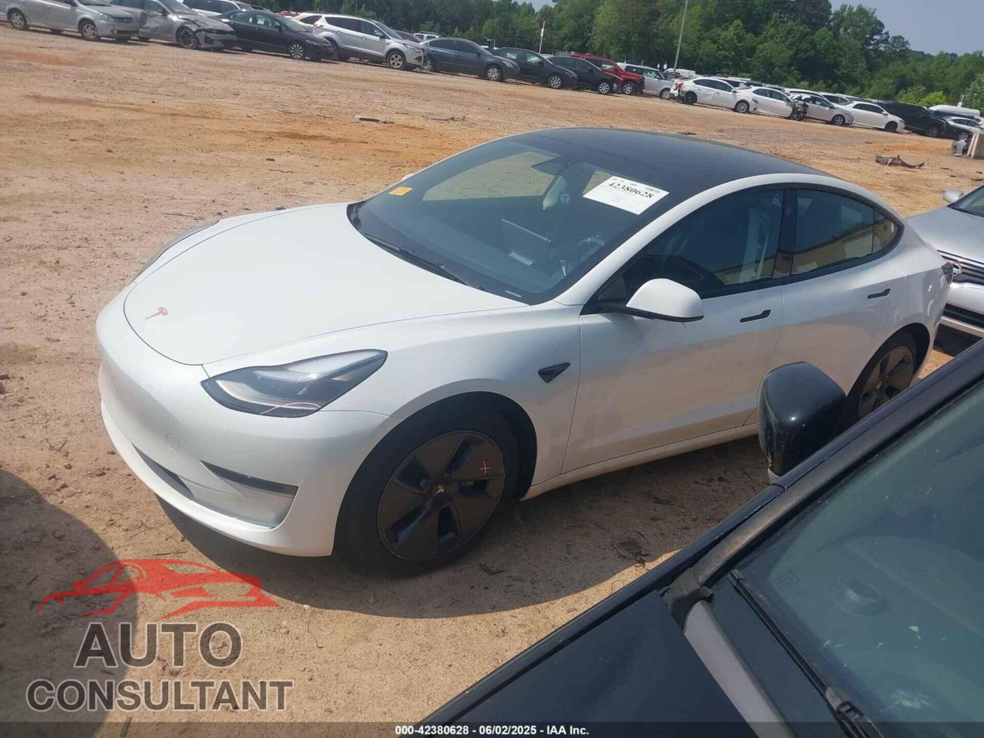 TESLA MODEL 3 2023 - 5YJ3E1EAXPF686095