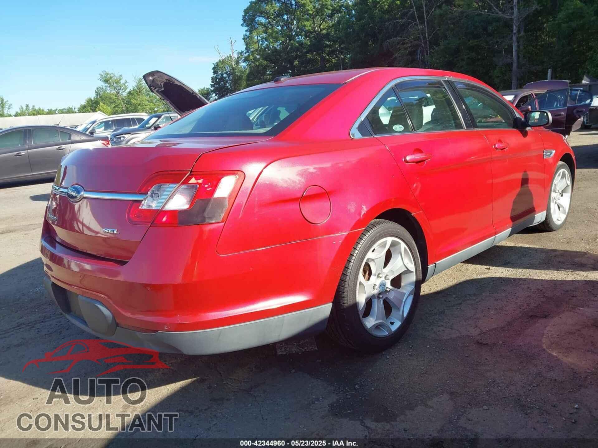 FORD TAURUS 2010 - 1FAHP2EW2AG101675