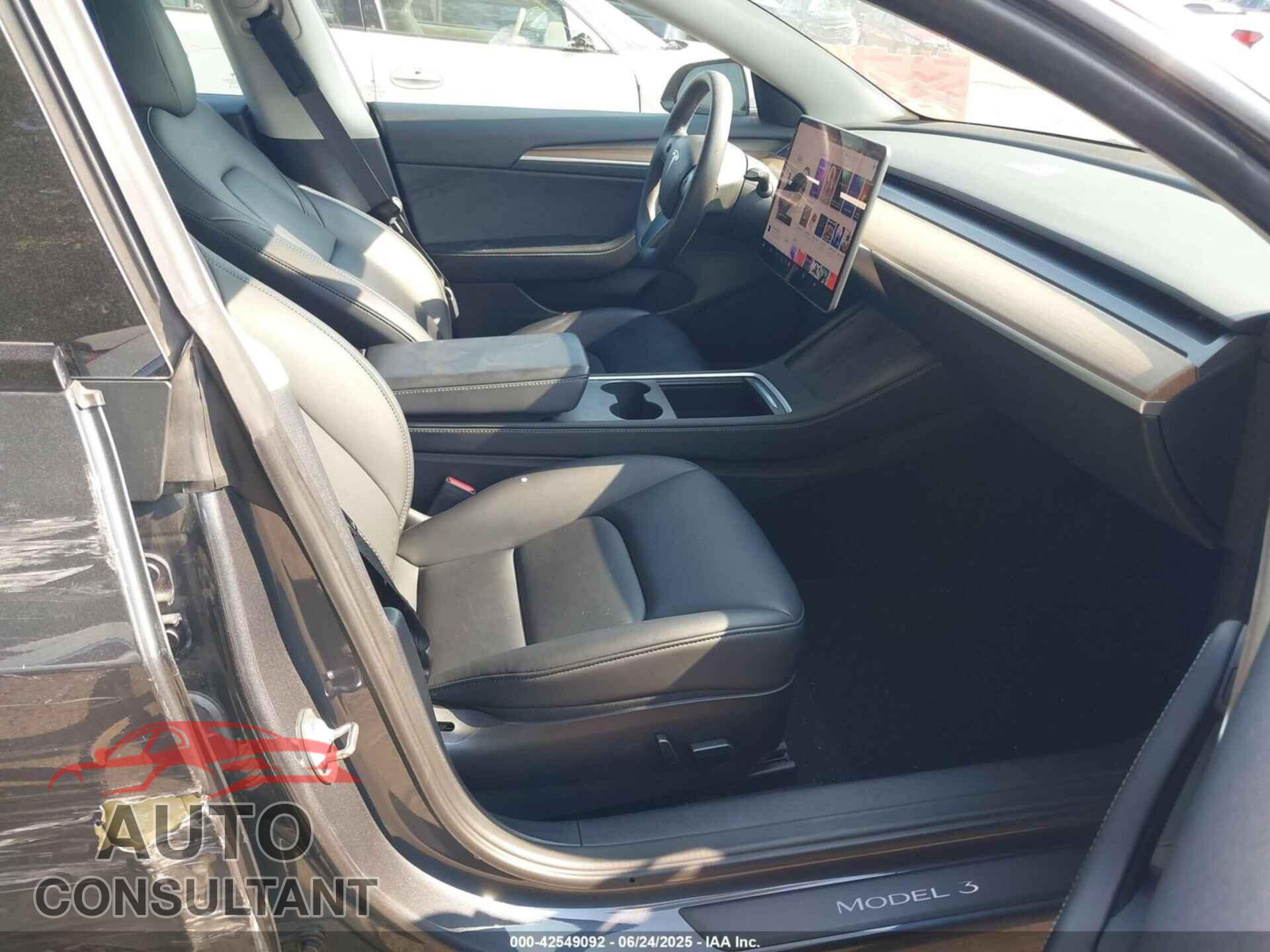 TESLA MODEL 3 2023 - 5YJ3E1EB7PF386944