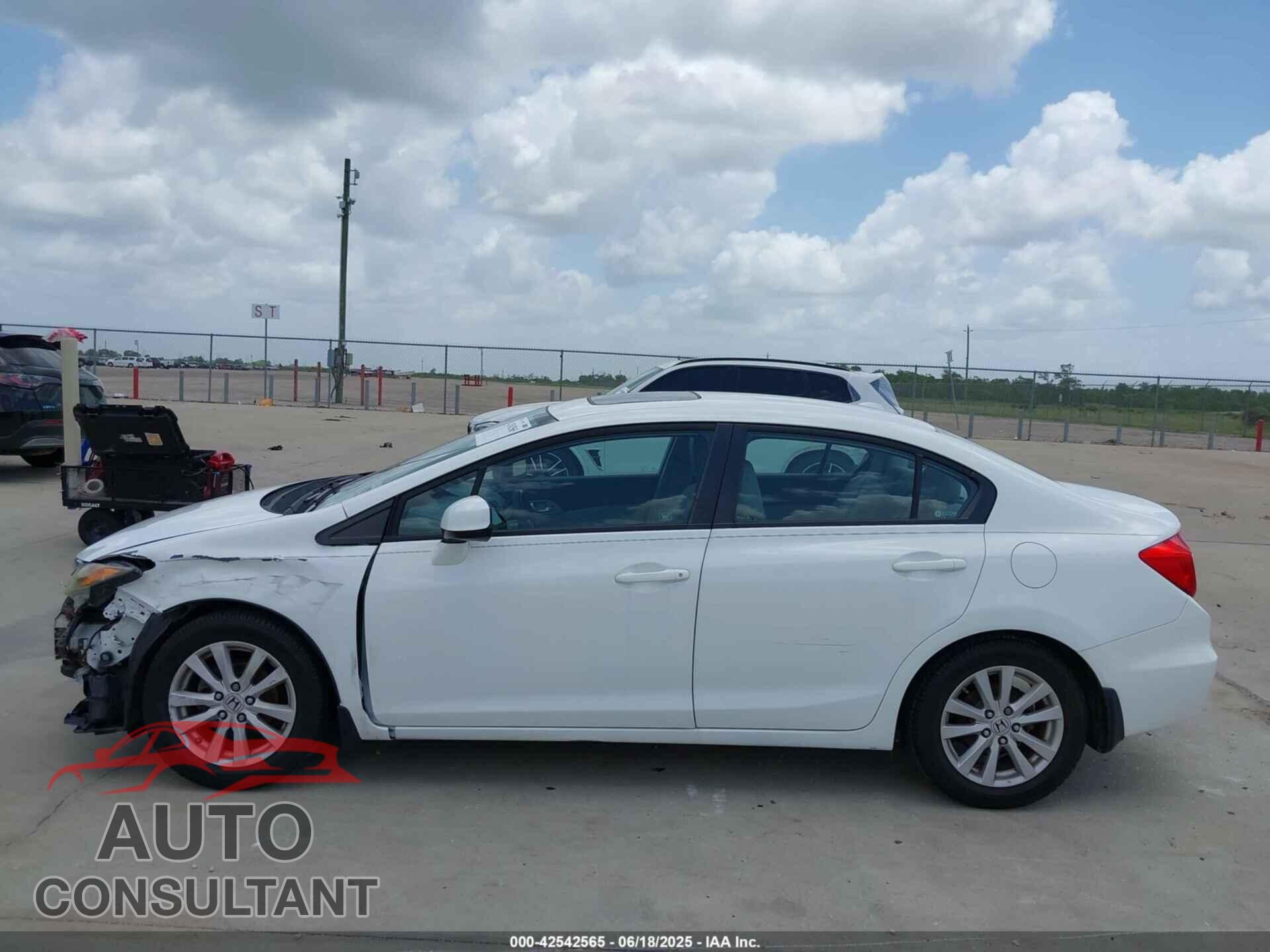 HONDA CIVIC 2012 - 19XFB2F90CE036269