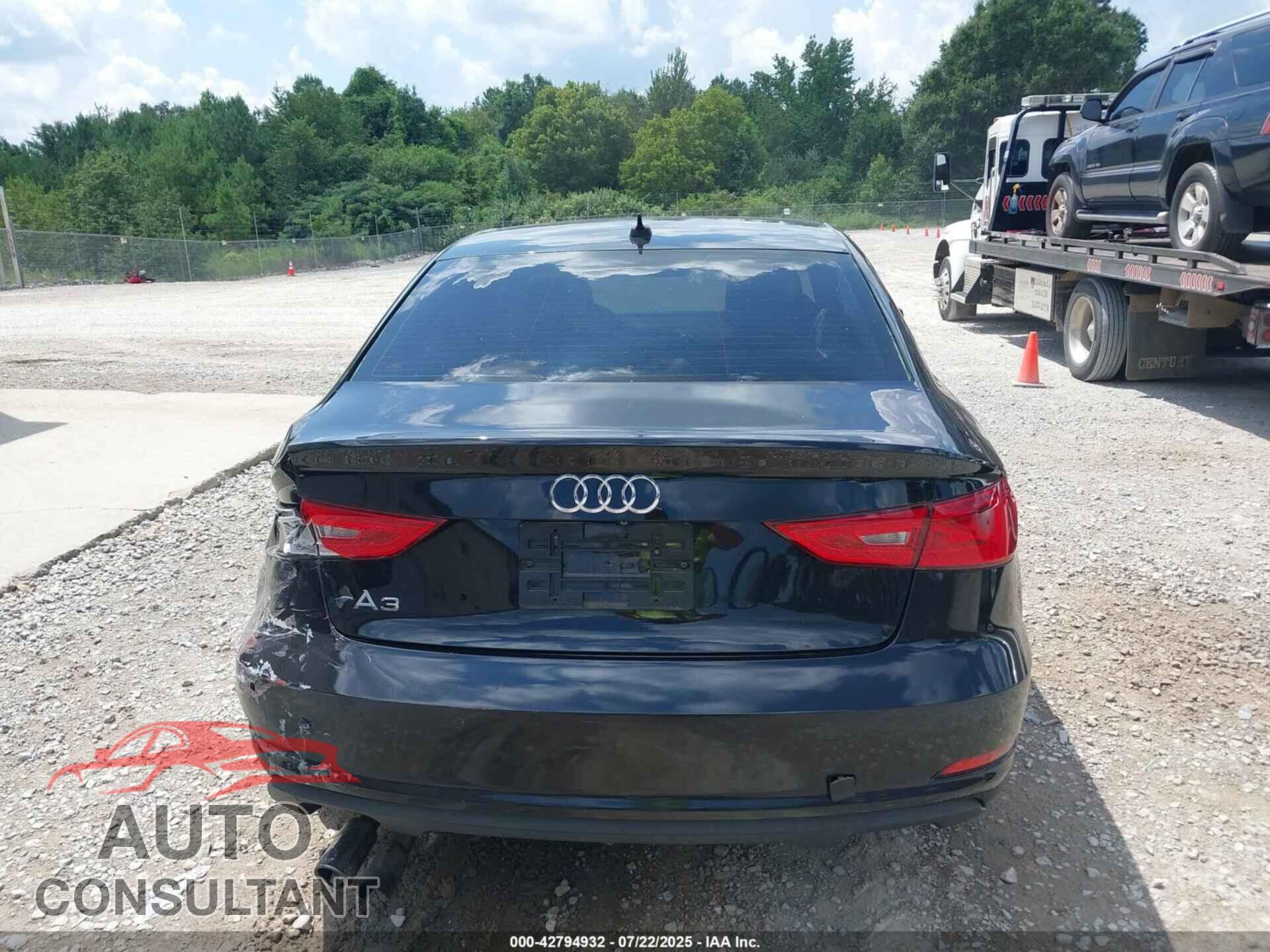 AUDI A3 2016 - WAUA7GFF3G1004131