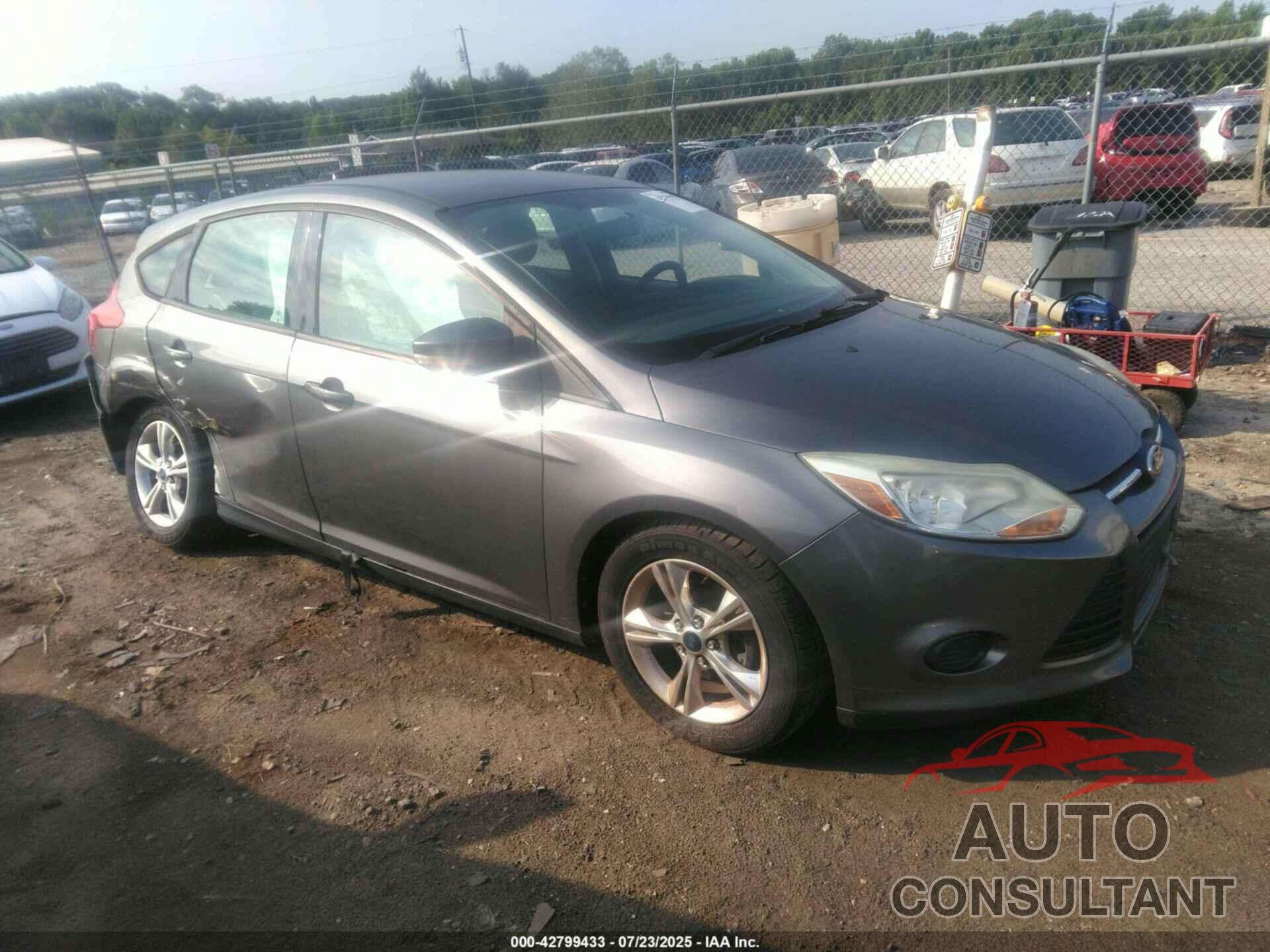 FORD FOCUS 2013 - 1FADP3K2XDL167957