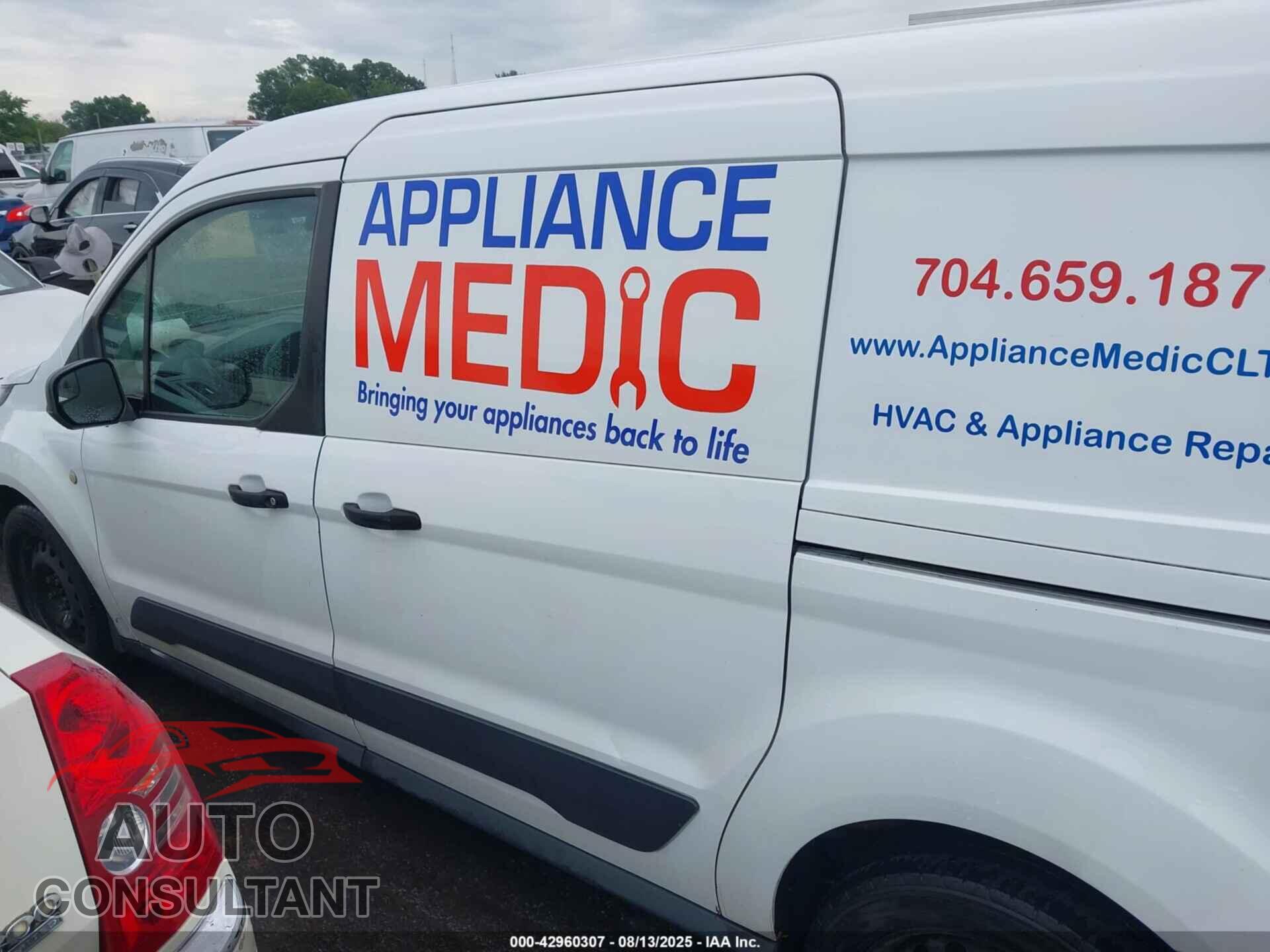 FORD TRANSIT CONNECT 2017 - NM0LS7E7XH1297089