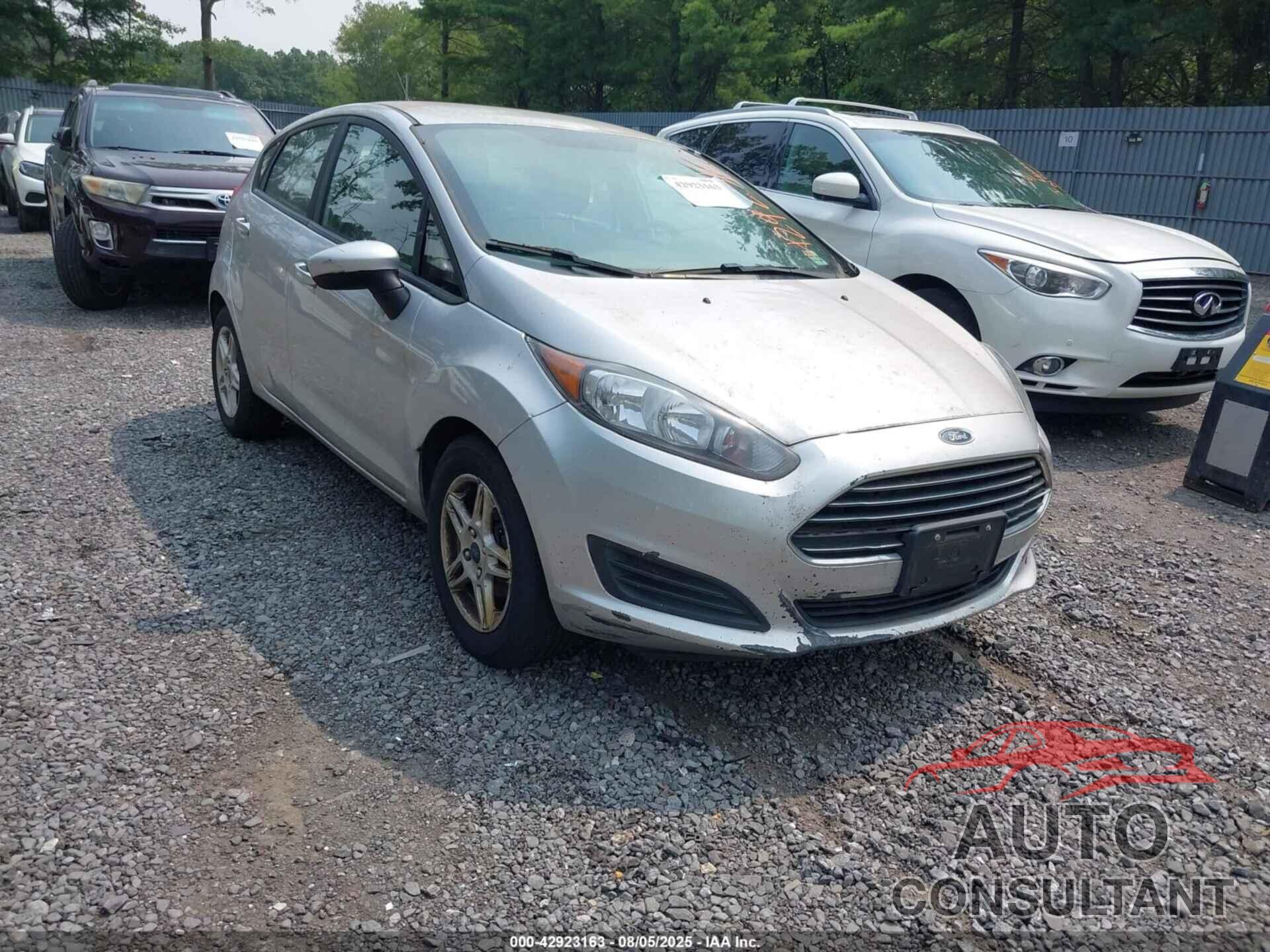 FORD FIESTA 2017 - 3FADP4EJ2HM158568