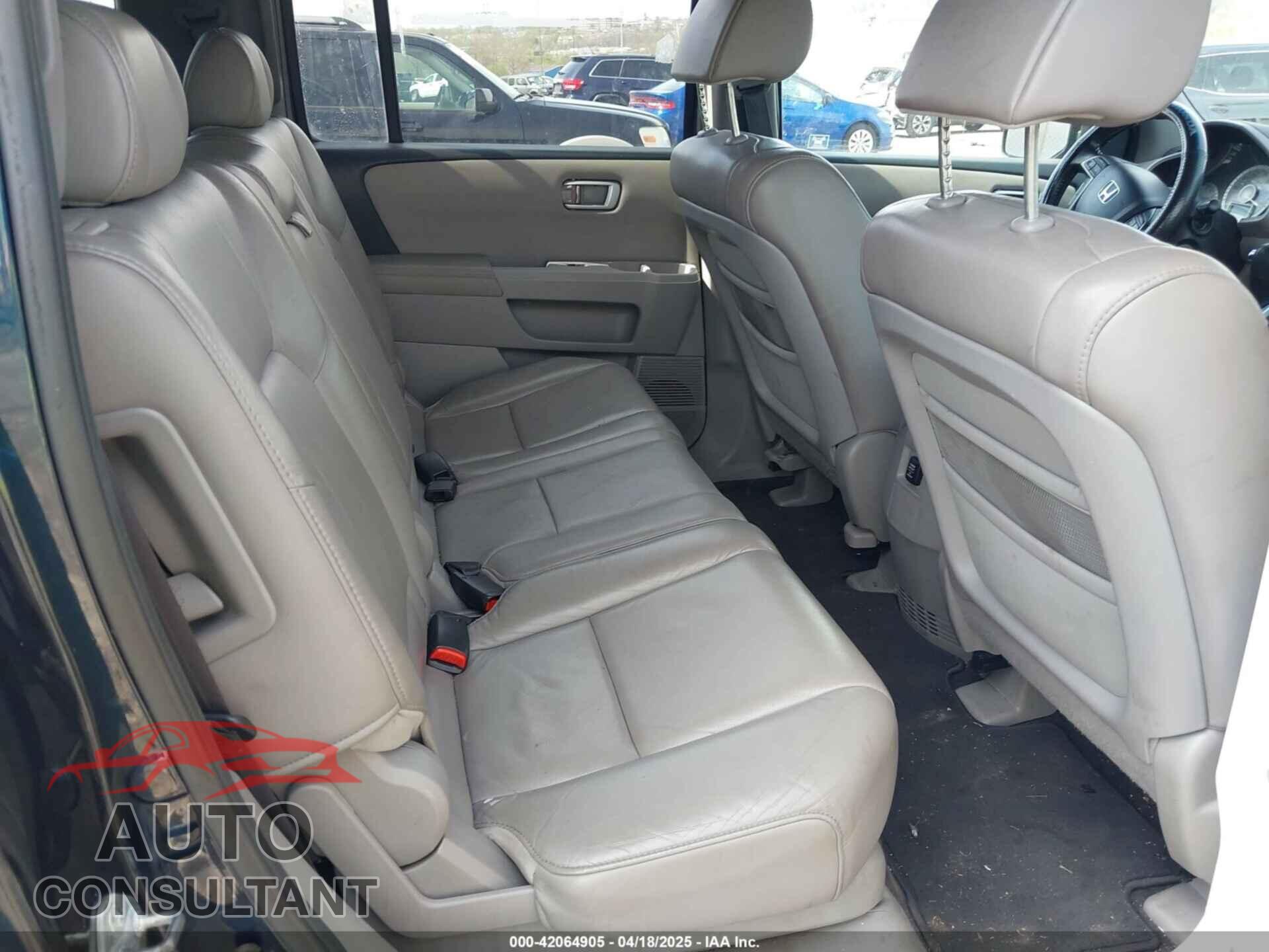 HONDA PILOT 2011 - 5FNYF3H72BB042078