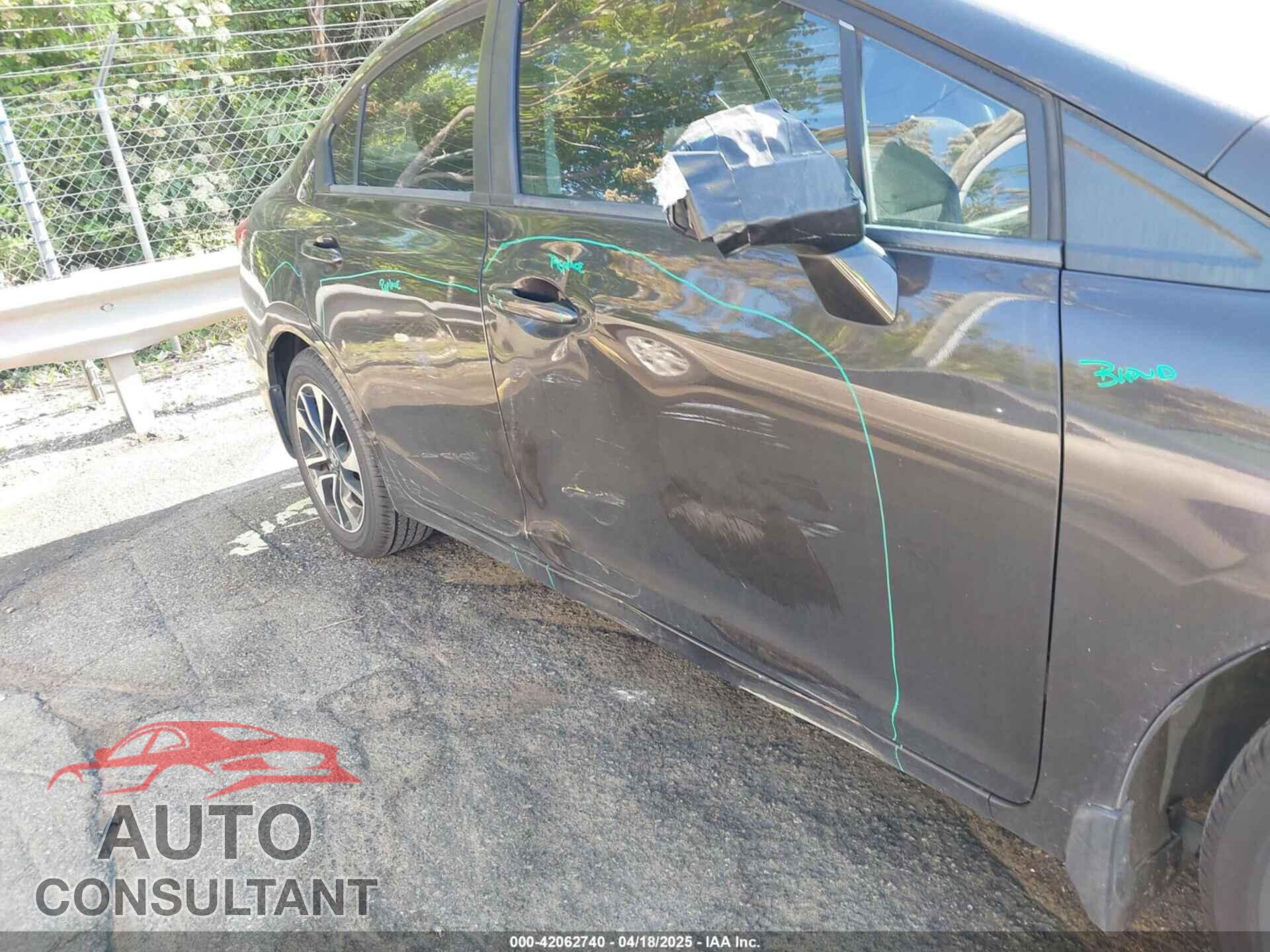 HONDA CIVIC 2013 - 2HGFB2F86DH542218